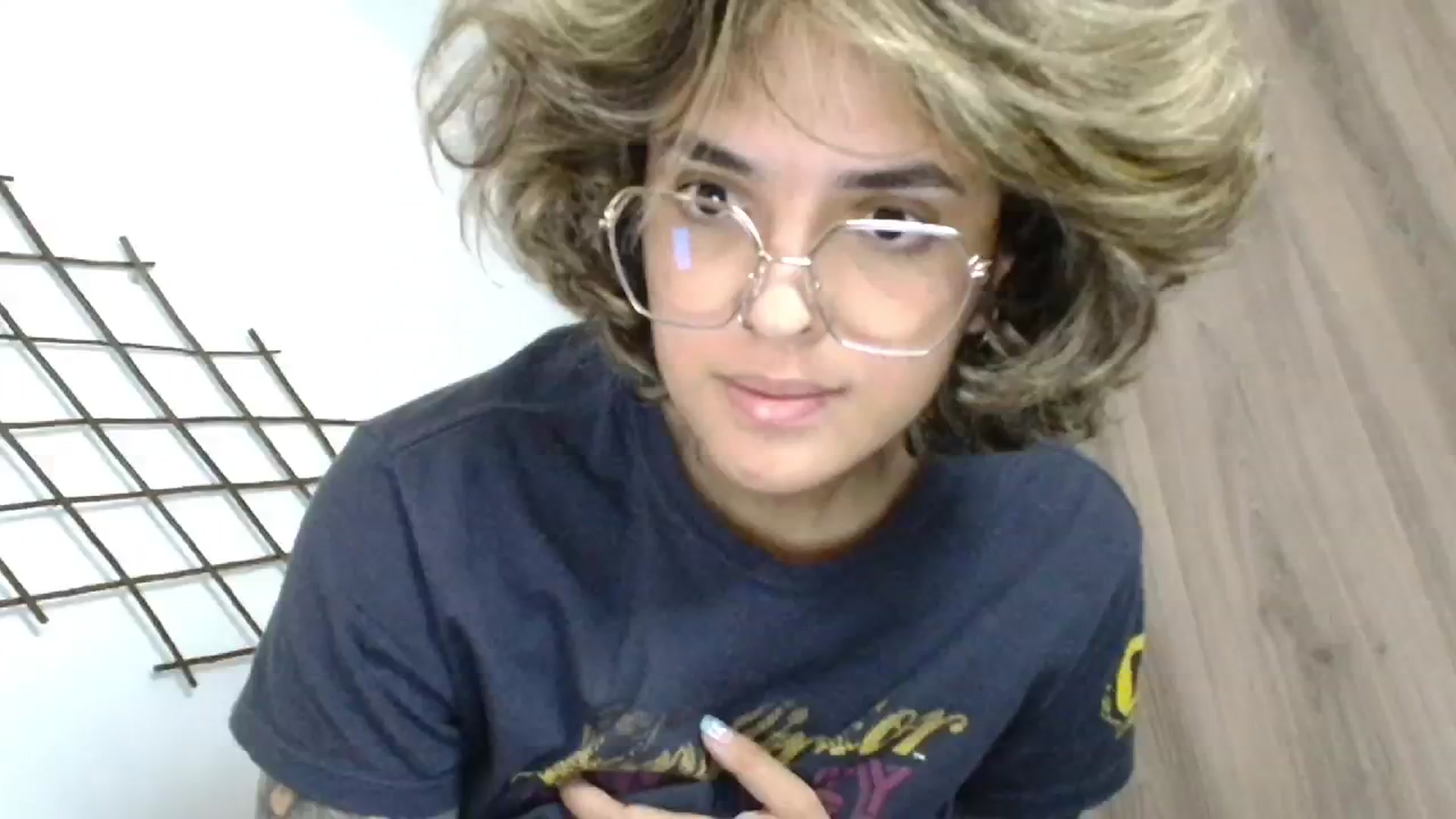 Gallery image thumbnail from ManhattanNY's myfreecams stream on, 10/25/2024, 15:59 image 14 of 20