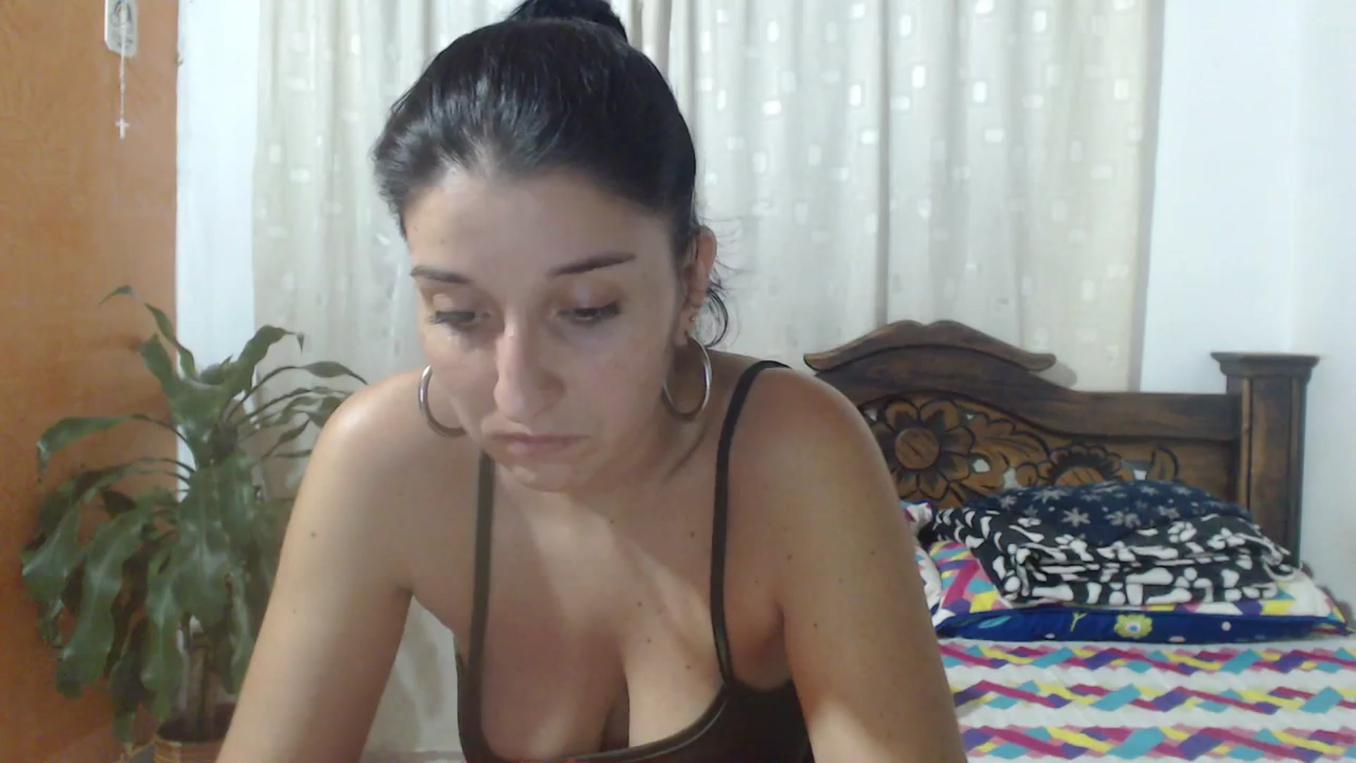 Gallery image thumbnail from Mao02's myfreecams stream on, 03/19/2024, 07:02 image 12 of 20