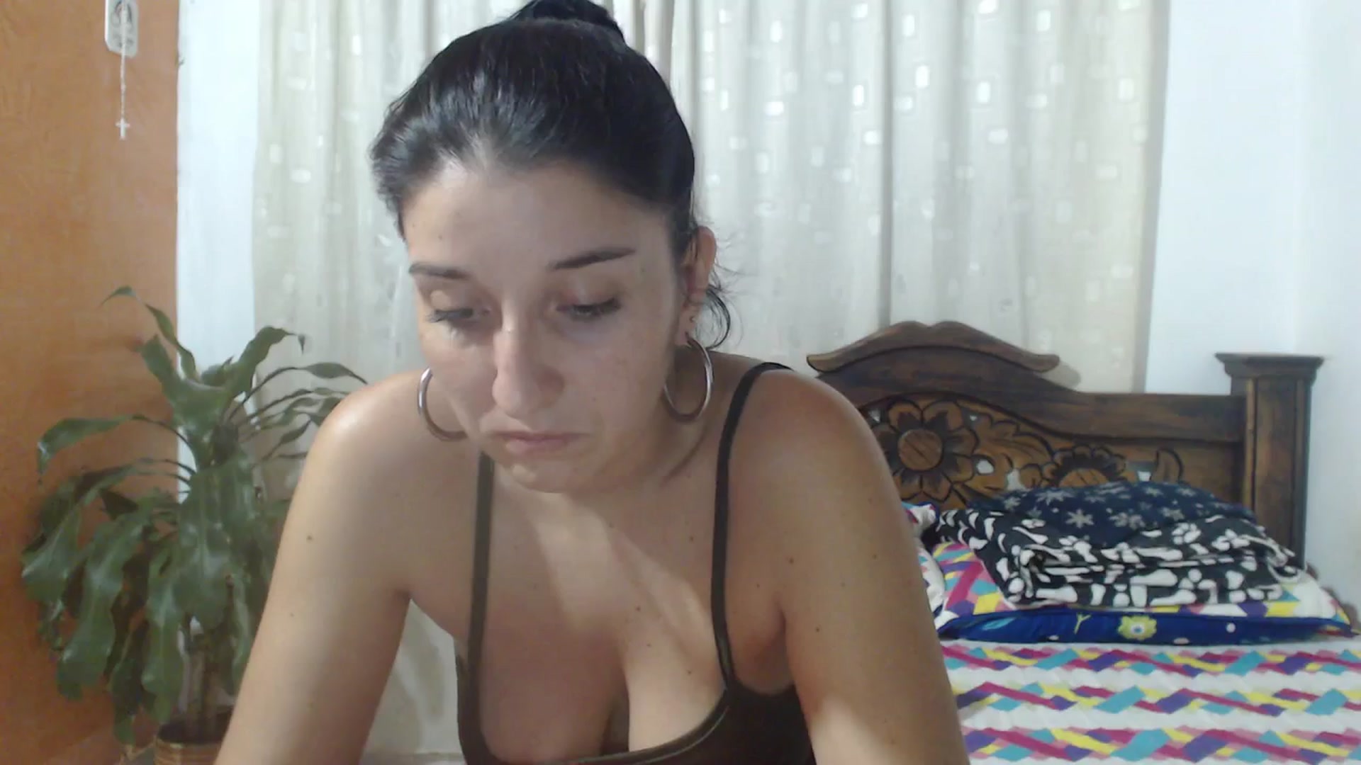 Gallery image thumbnail from Mao02's myfreecams stream on, 03/19/2024, 07:02 image 13 of 20