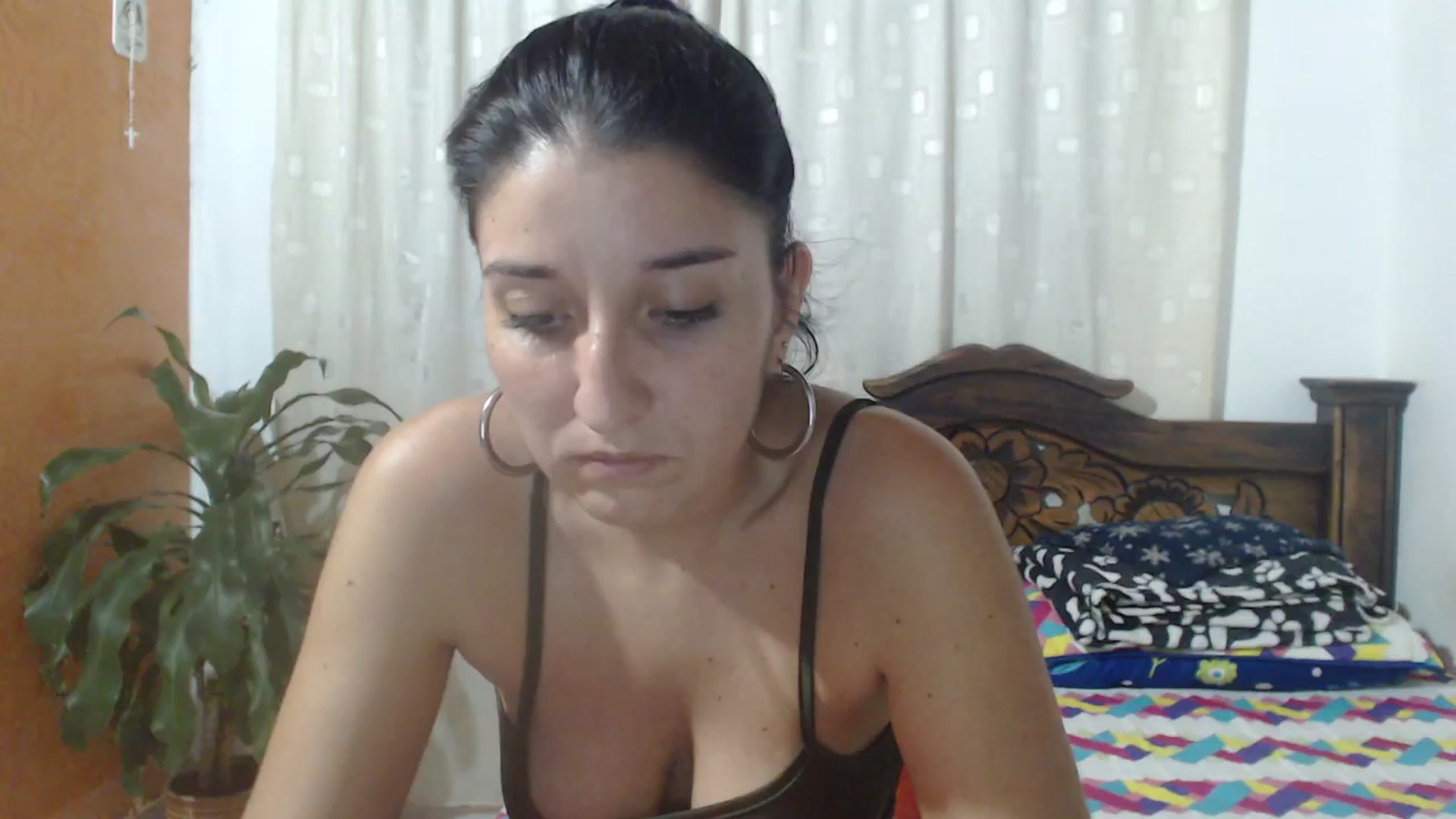 Gallery image thumbnail from Mao02's myfreecams stream on, 03/19/2024, 07:02 image 9 of 20