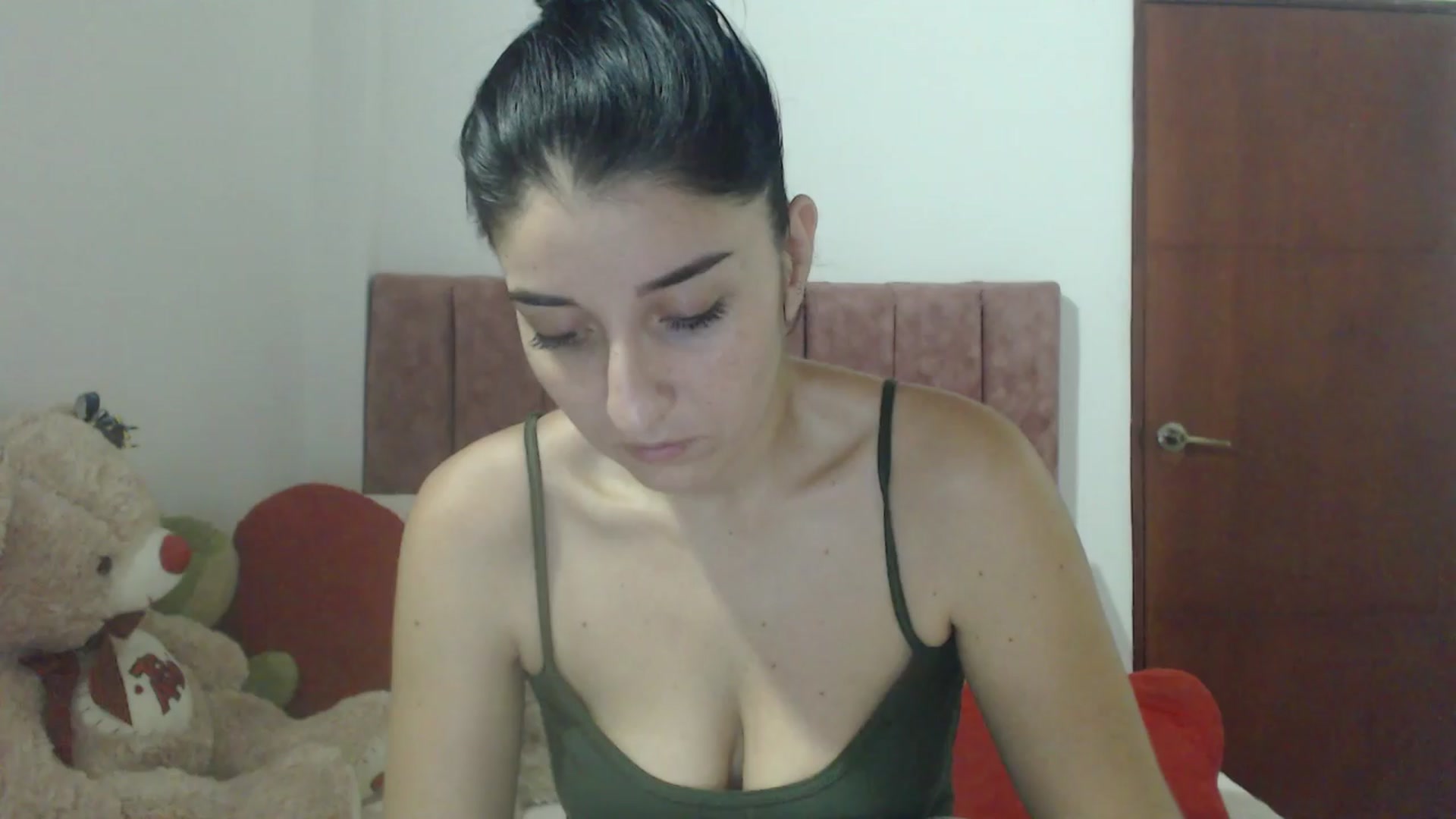 Gallery image thumbnail from Mao02's myfreecams stream on, 04/03/2024, 10:55 image 19 of 20