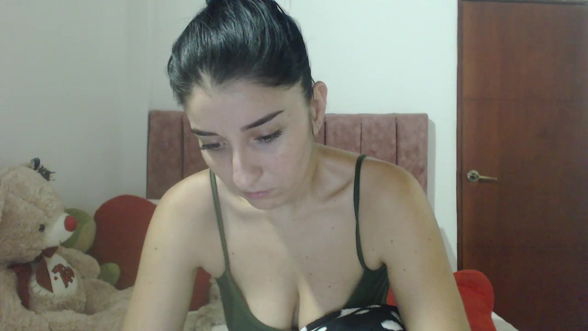 Gallery image thumbnail from Mao02's myfreecams stream on, 04/03/2024, 10:55 image 13 of 20