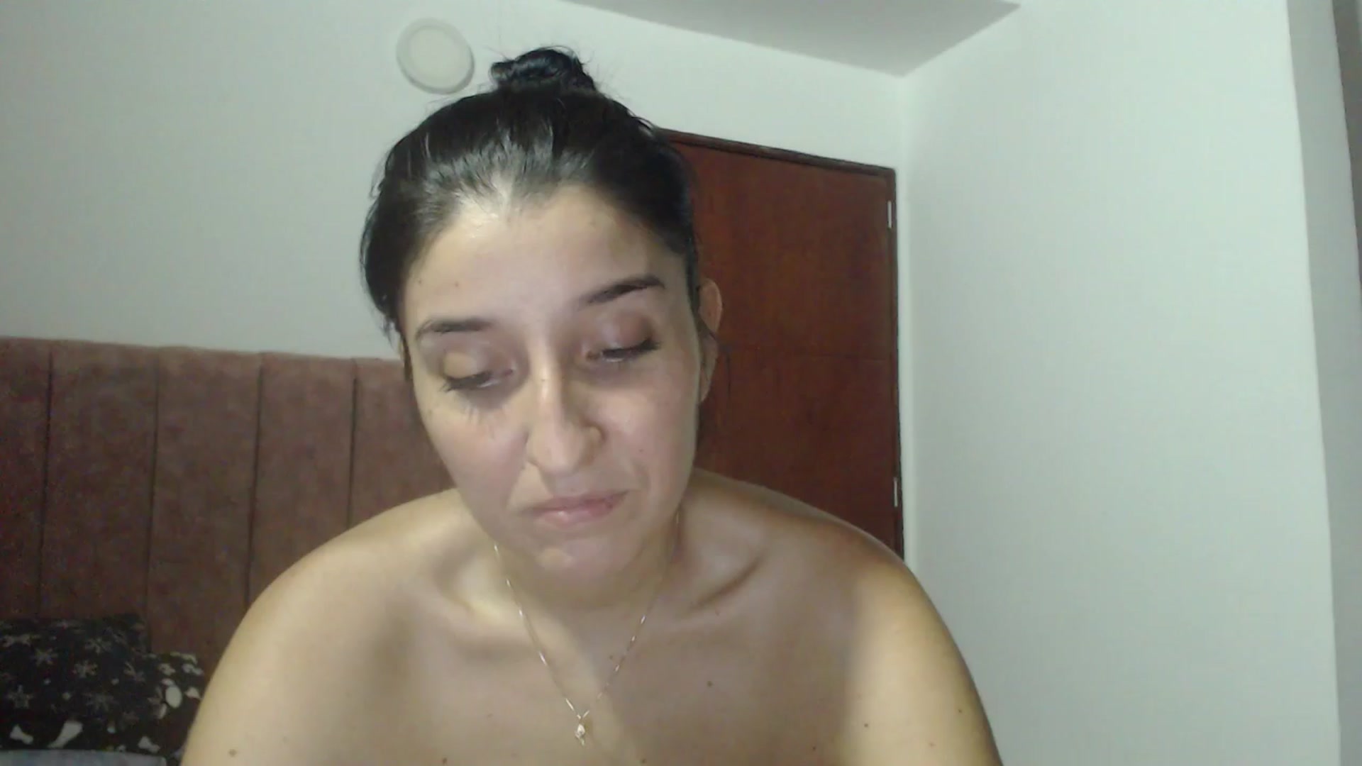 Gallery image thumbnail from Mao02's myfreecams stream on, 04/15/2024, 10:15 image 12 of 20