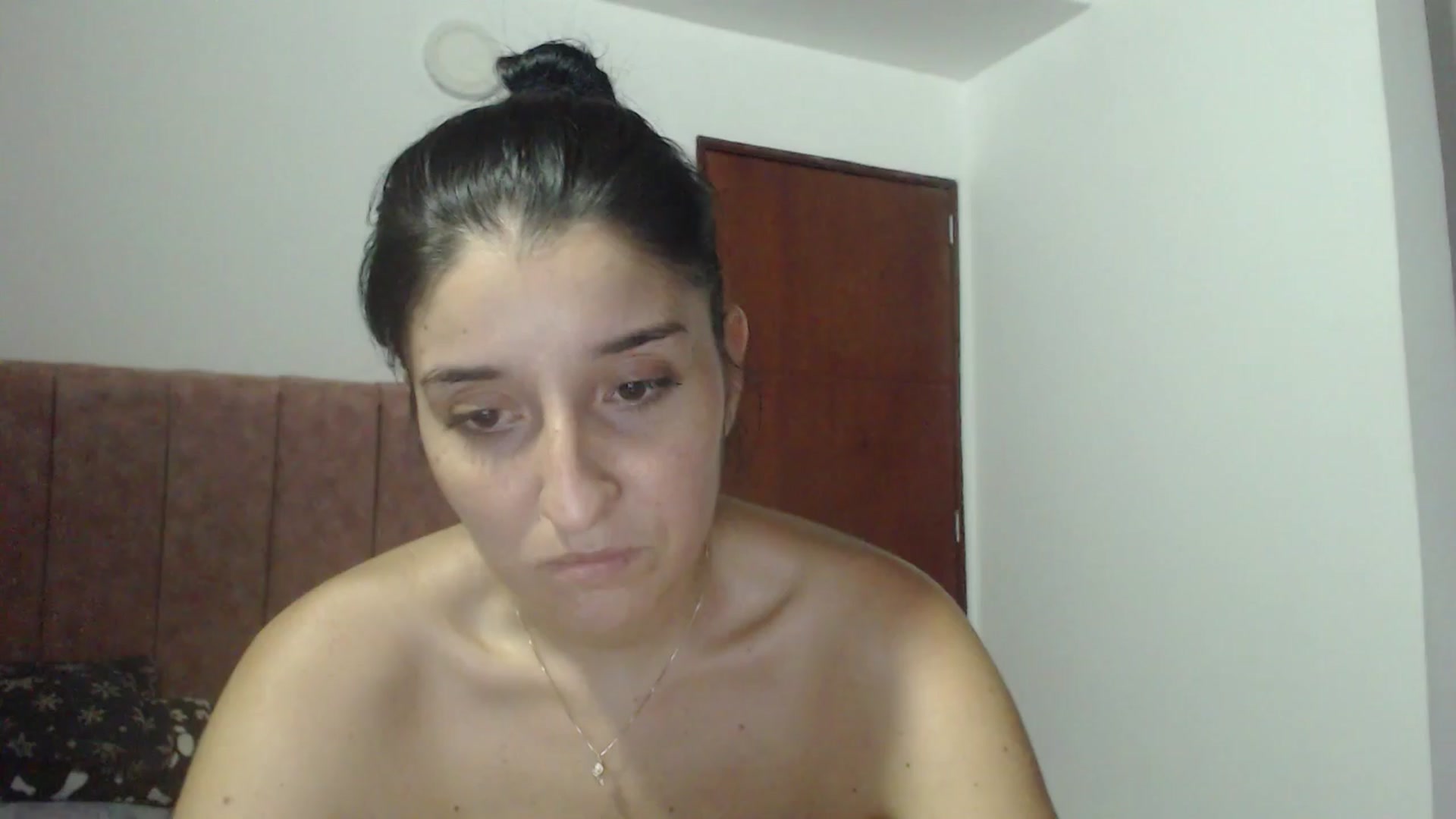 Gallery image thumbnail from Mao02's myfreecams stream on, 04/15/2024, 10:15 image 10 of 20