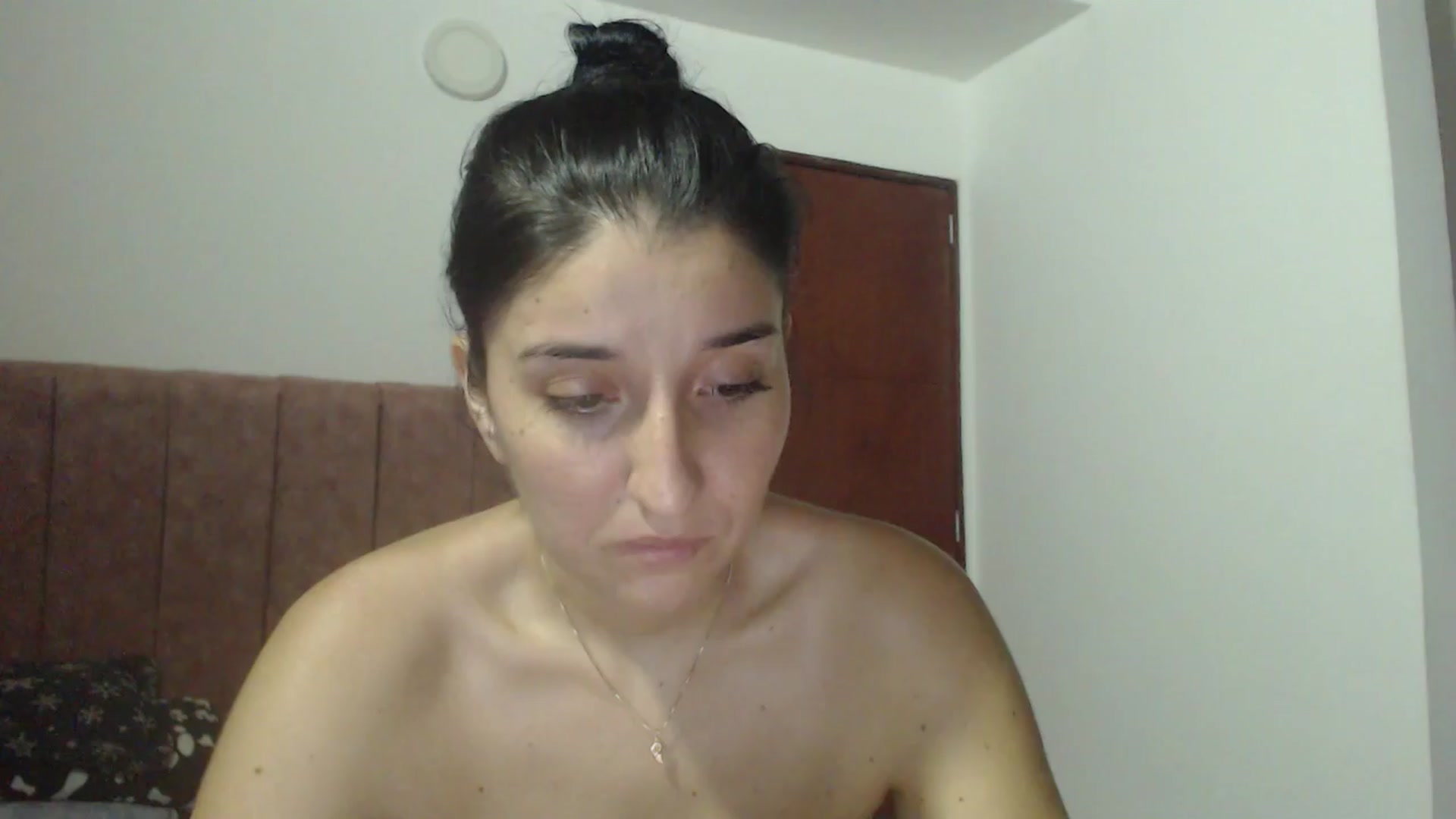 Gallery image thumbnail from Mao02's myfreecams stream on, 04/15/2024, 10:15 image 8 of 20