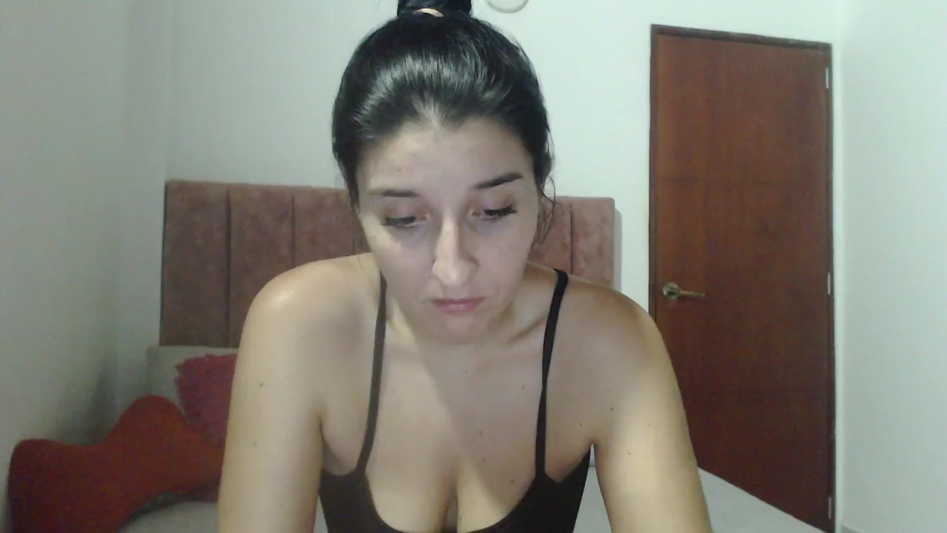 Gallery image thumbnail from Mao02's myfreecams stream on, 04/29/2024, 08:18 image 13 of 20