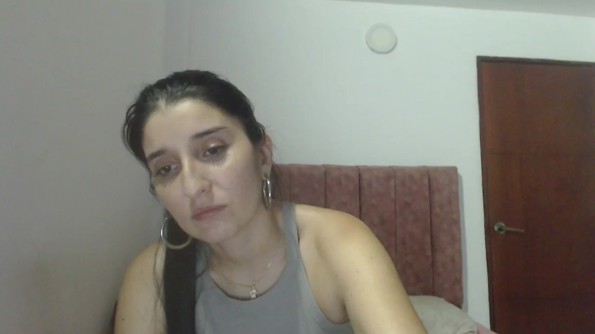 Gallery image thumbnail from Mao02's myfreecams stream on, 05/10/2024, 07:12 image 18 of 20
