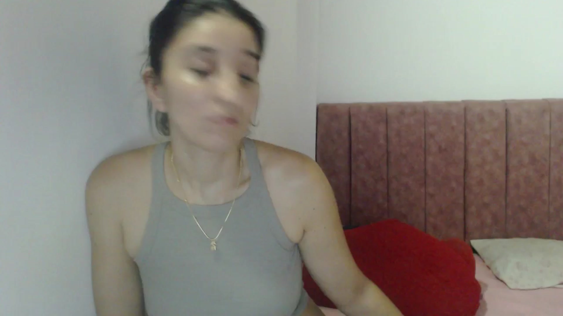 Gallery image thumbnail from Mao02's myfreecams stream on, 05/10/2024, 09:33 image 8 of 20