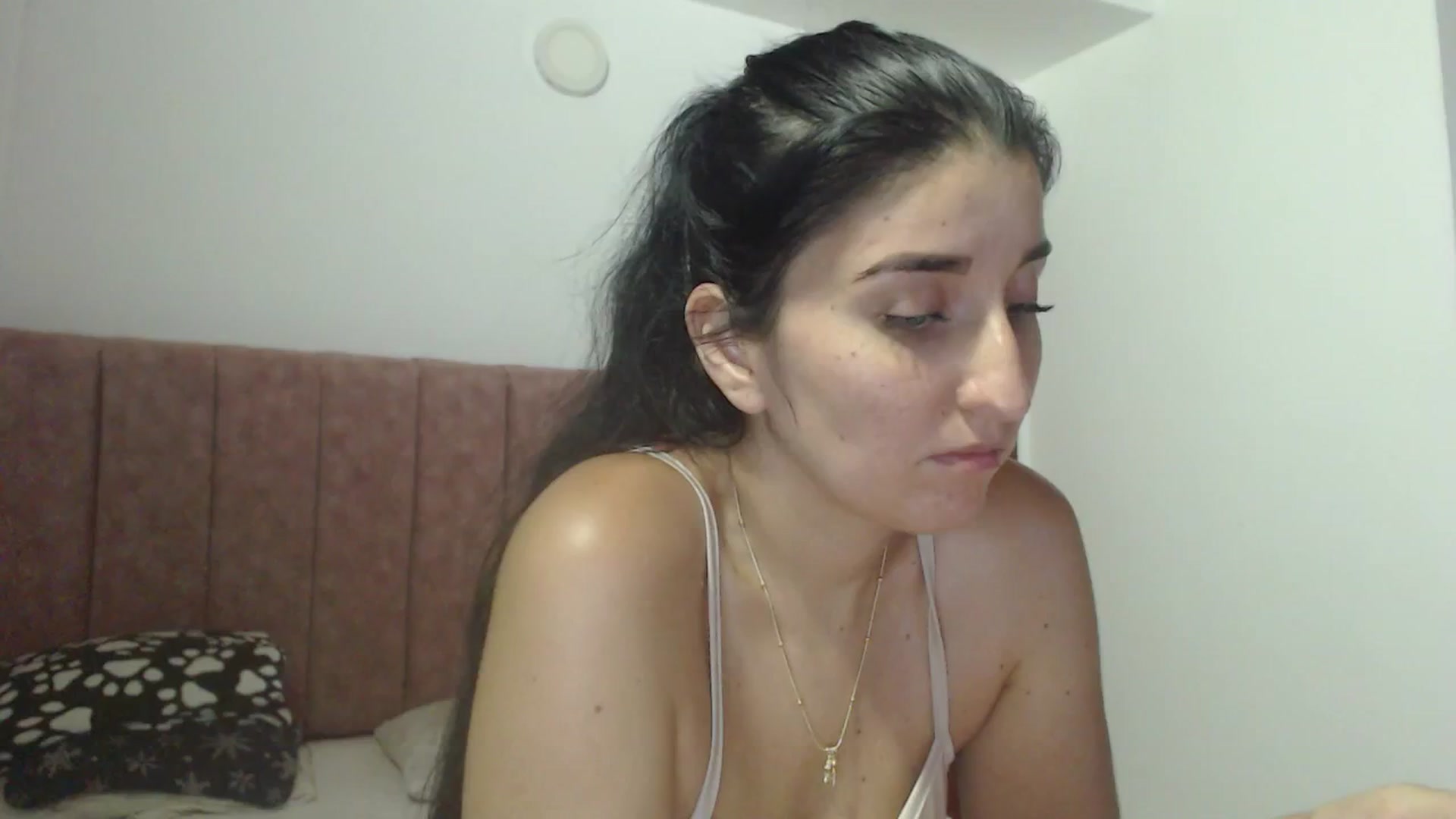 Gallery image thumbnail from Mao02's myfreecams stream on, 05/15/2024, 07:47 image 18 of 20