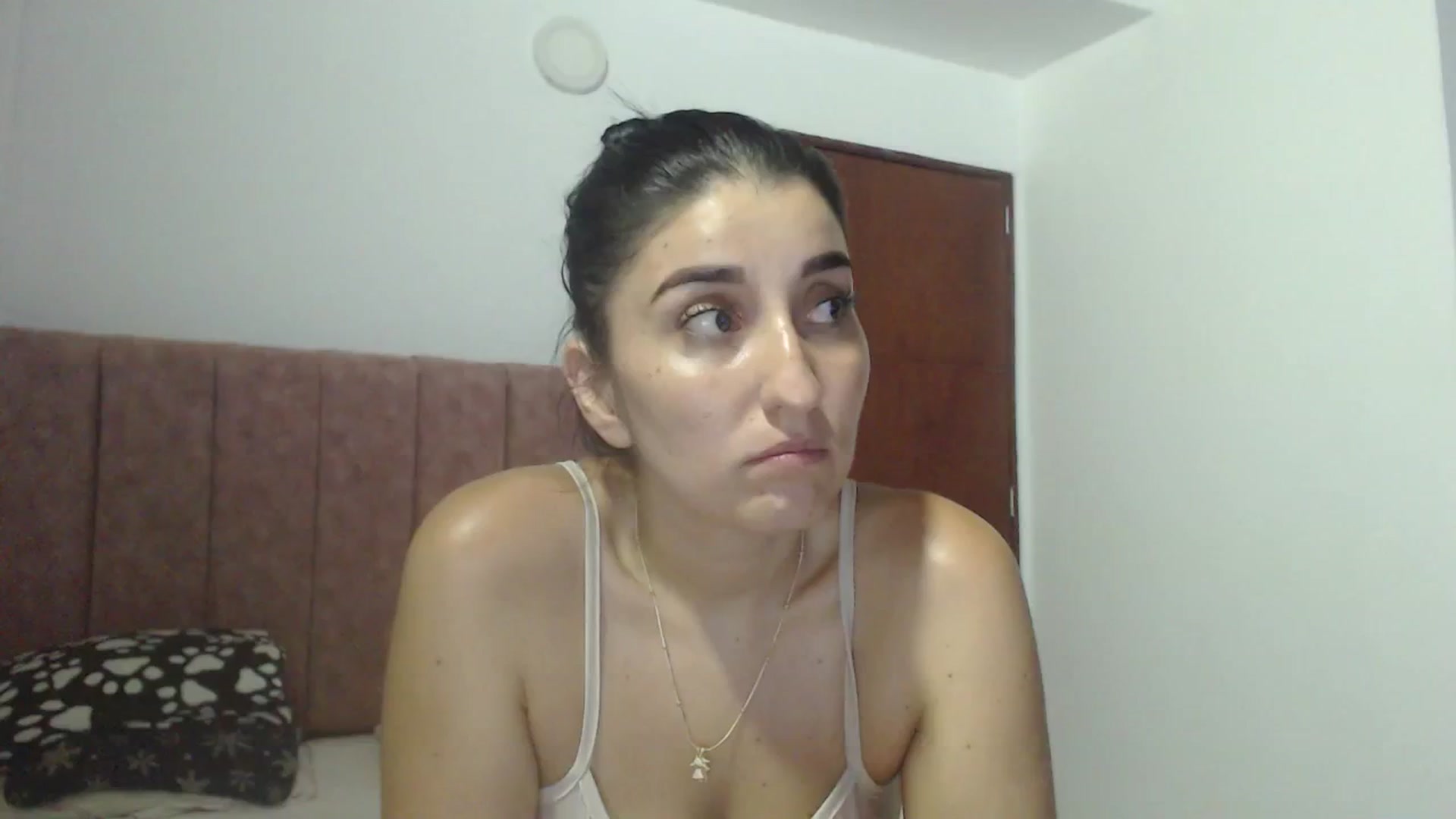 Gallery image thumbnail from Mao02's myfreecams stream on, 05/15/2024, 08:38 image 20 of 20
