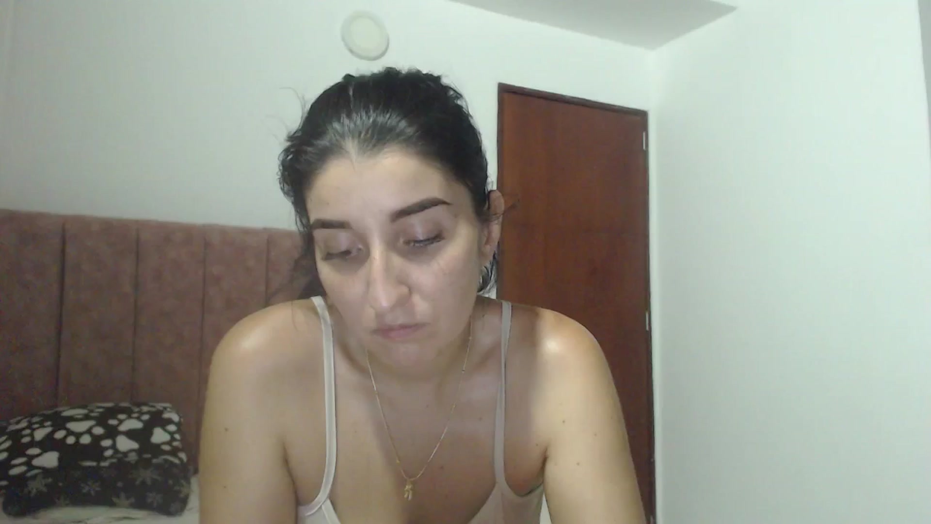 Gallery image thumbnail from Mao02's myfreecams stream on, 05/15/2024, 08:38 image 8 of 20