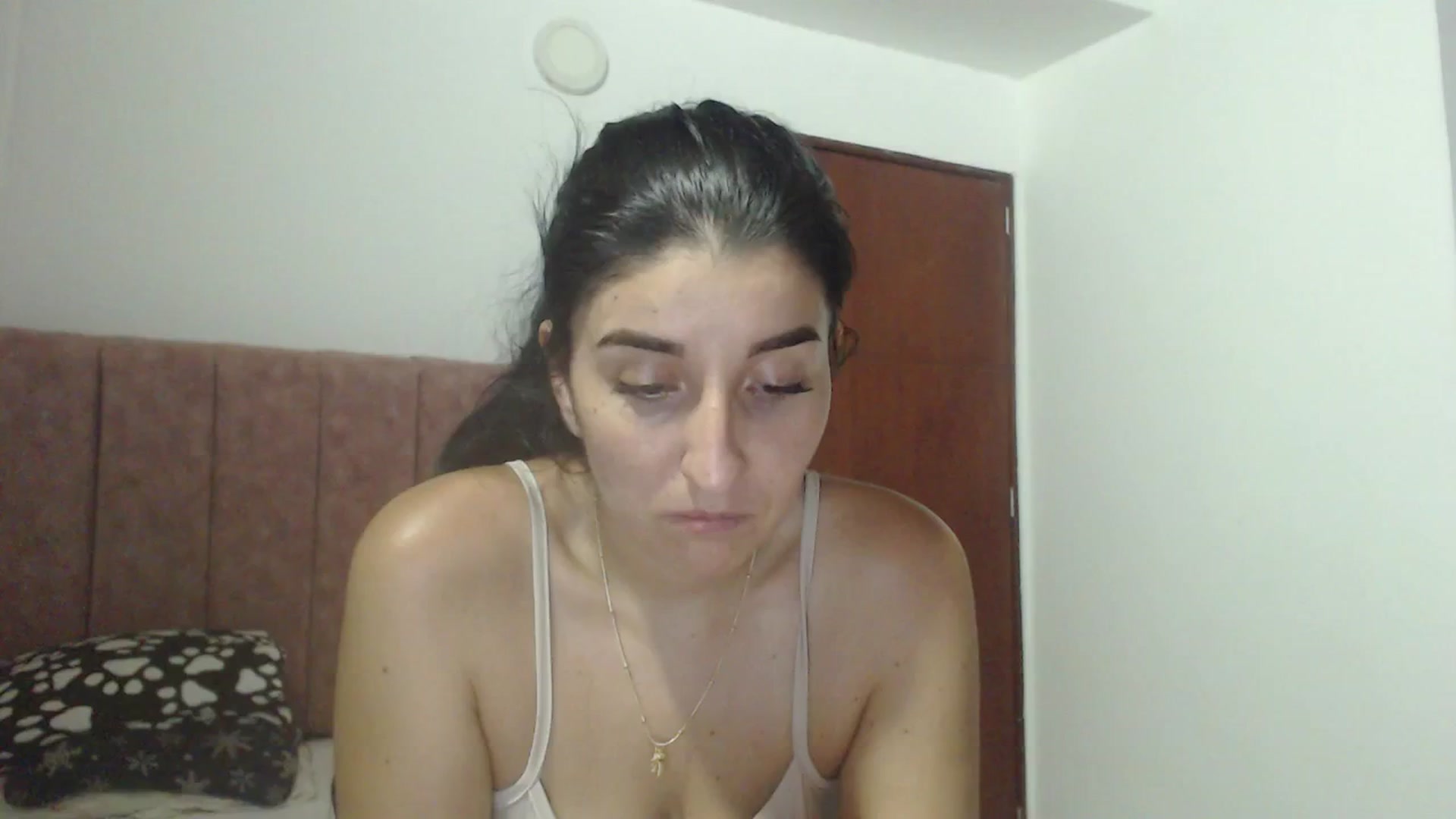Gallery image thumbnail from Mao02's myfreecams stream on, 05/15/2024, 08:38 image 7 of 20