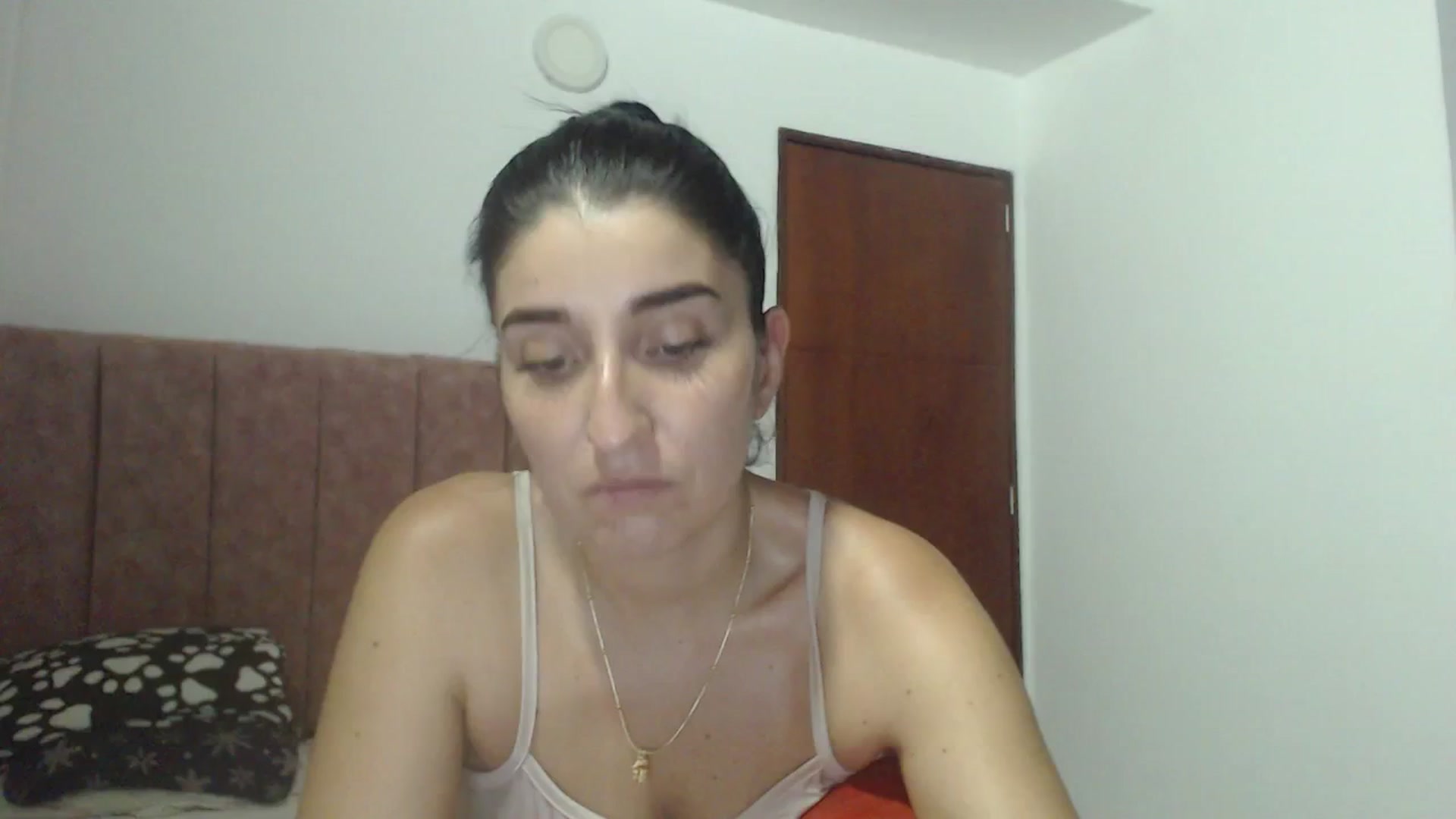 Gallery image thumbnail from Mao02's myfreecams stream on, 05/15/2024, 08:38 image 13 of 20