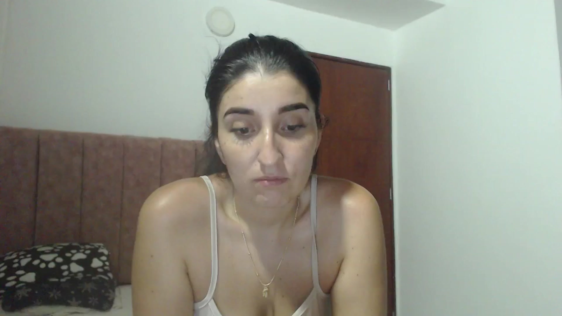 Gallery image thumbnail from Mao02's myfreecams stream on, 05/15/2024, 08:38 image 4 of 20