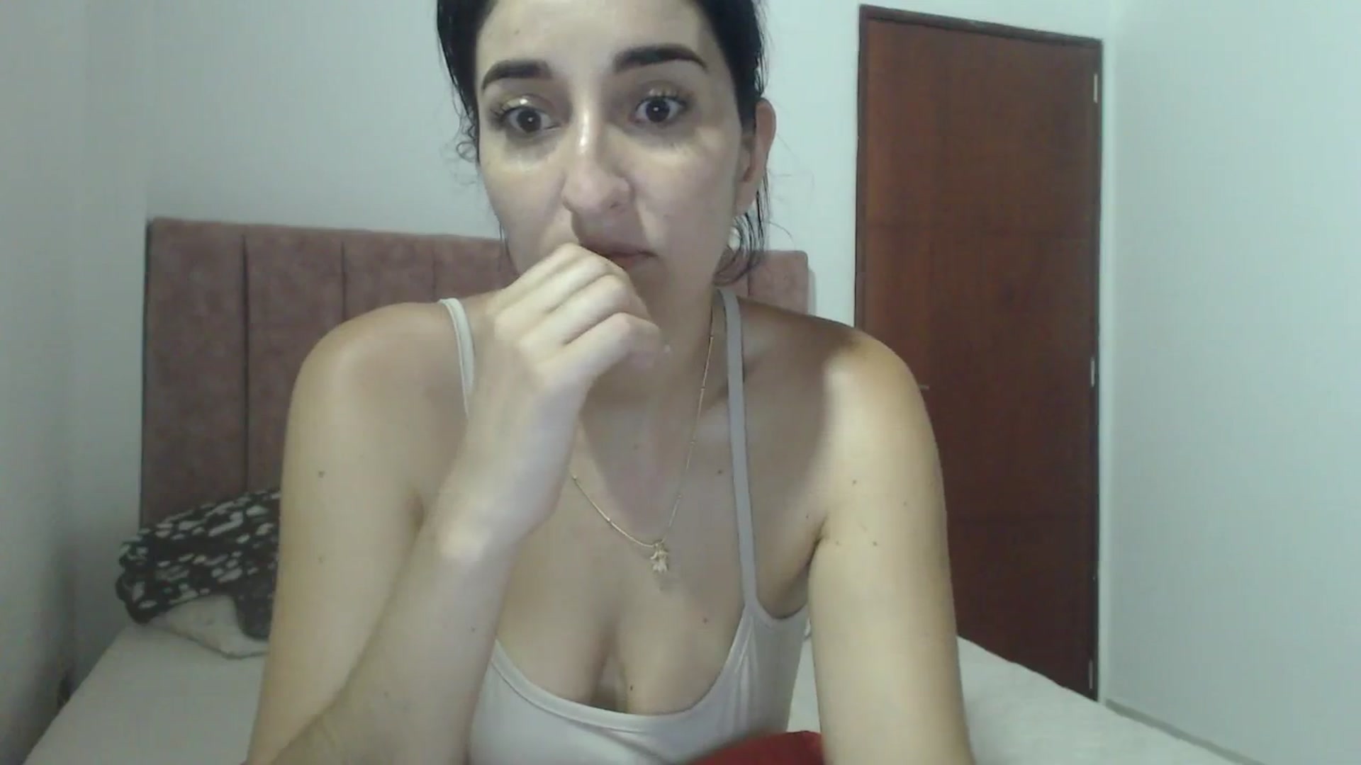 Gallery image thumbnail from Mao02's myfreecams stream on, 05/15/2024, 15:35 image 15 of 20