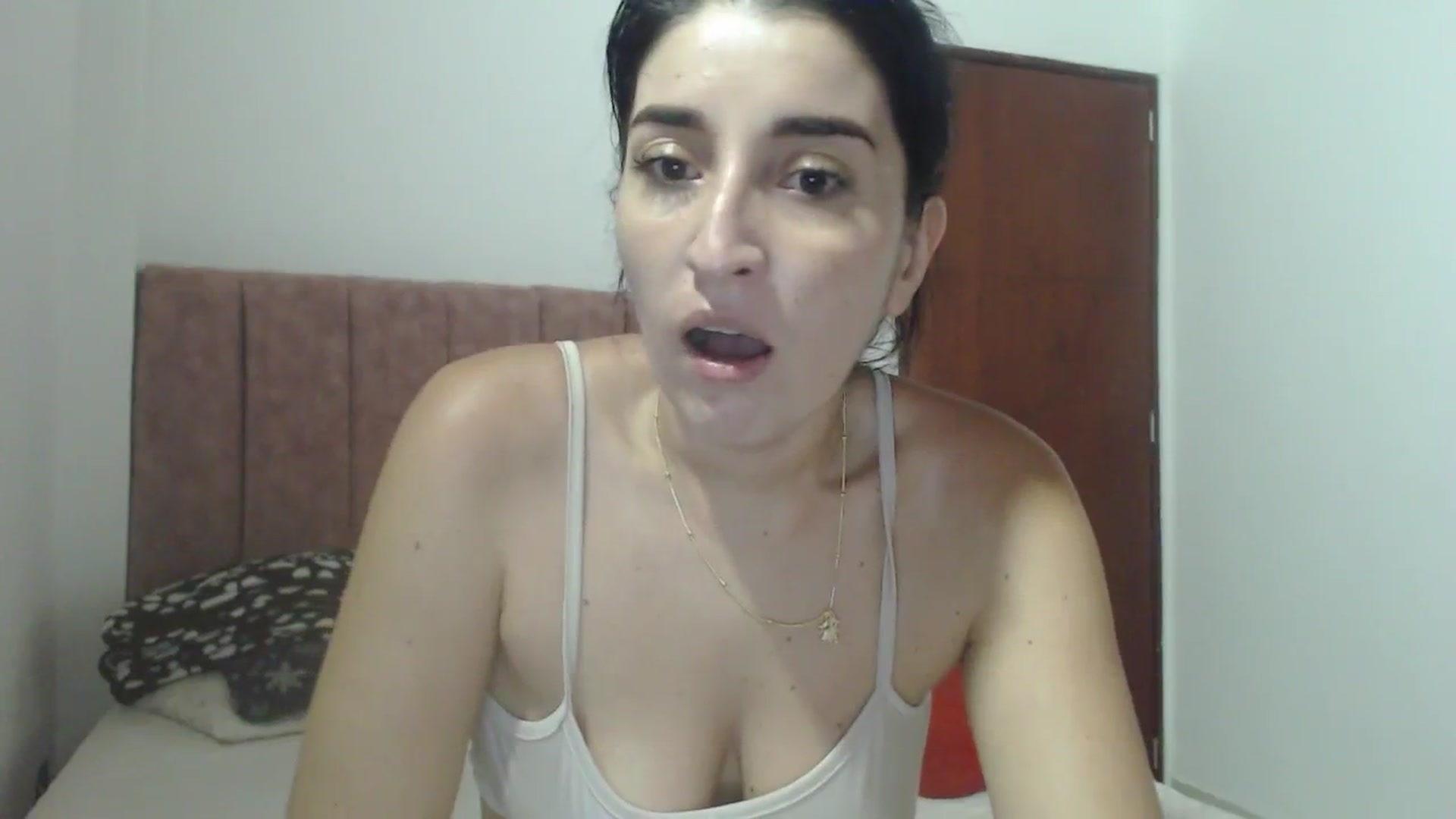 Gallery image thumbnail from Mao02's myfreecams stream on, 05/15/2024, 15:35 image 5 of 20
