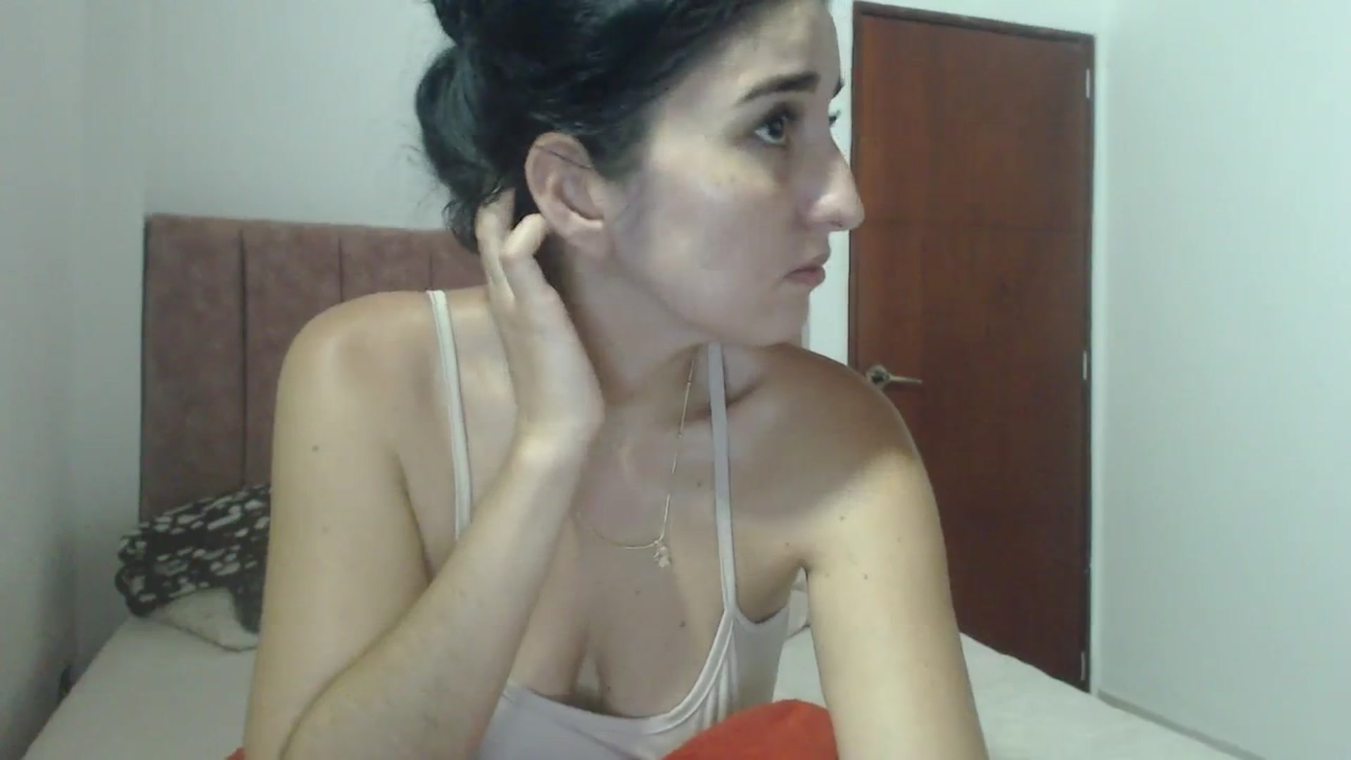 Gallery image thumbnail from Mao02's myfreecams stream on, 05/15/2024, 15:35 image 14 of 20