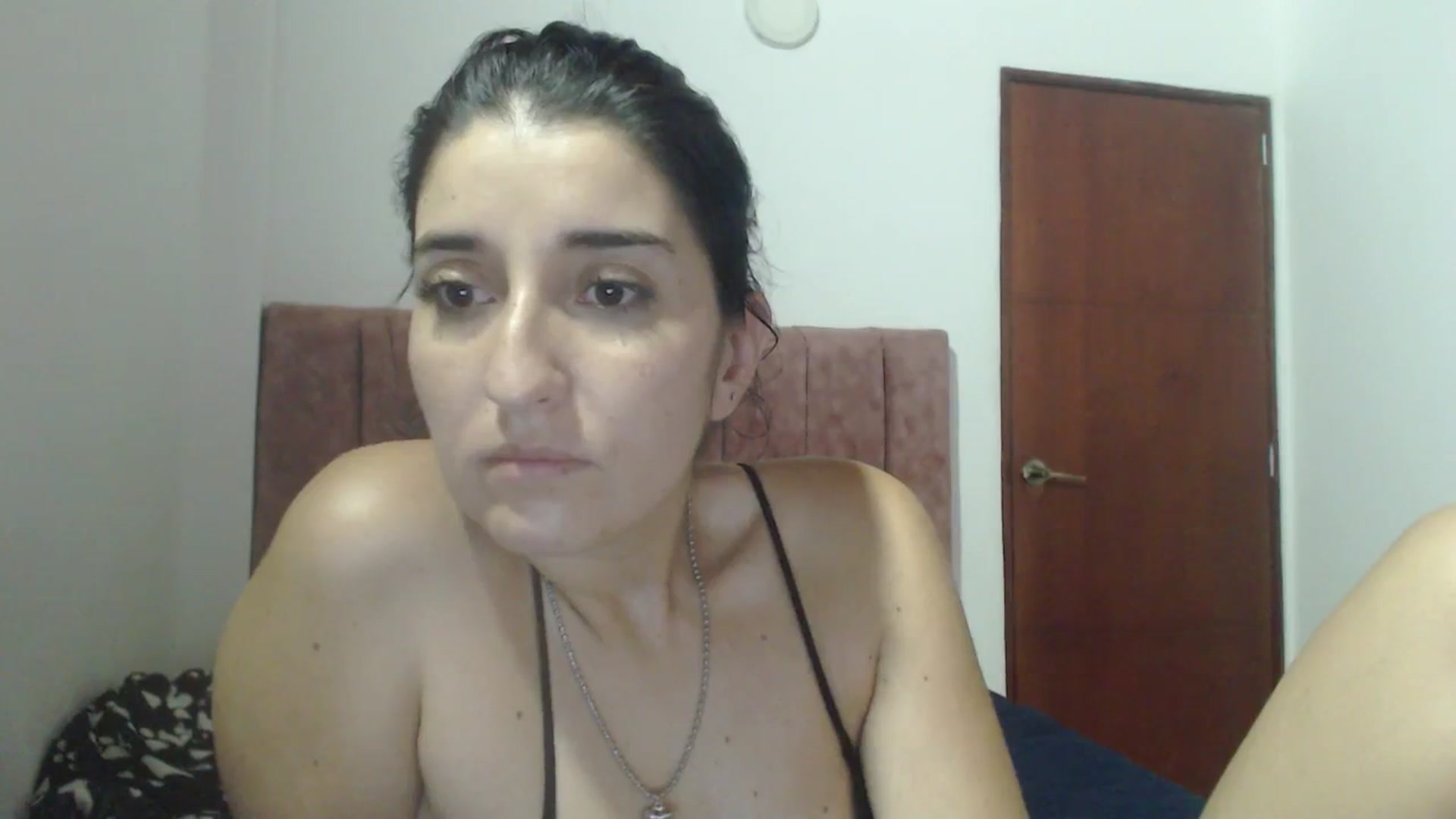 Gallery image thumbnail from Mao02's myfreecams stream on, 06/03/2024, 12:11 image 16 of 20