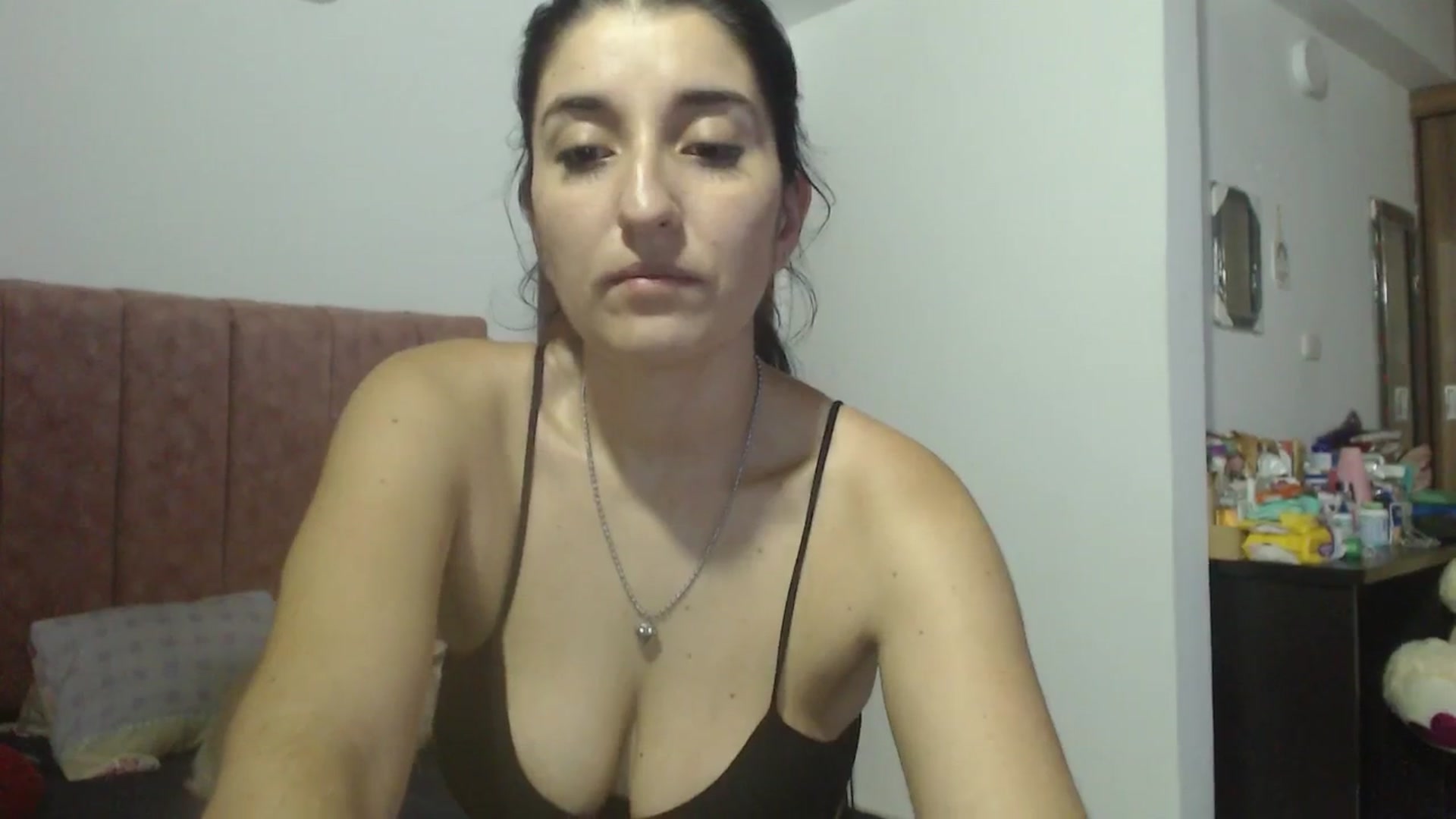 Gallery image thumbnail from Mao02's myfreecams stream on, 06/03/2024, 12:11 image 19 of 20