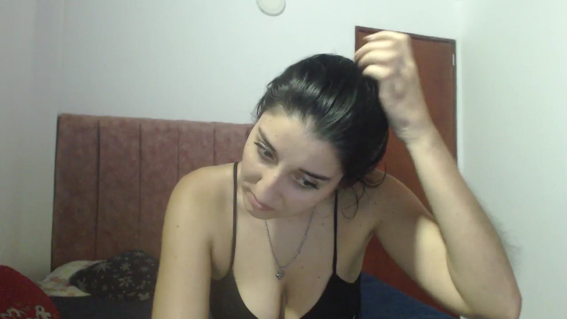 Gallery image thumbnail from Mao02's myfreecams stream on, 06/03/2024, 12:43 image 12 of 20