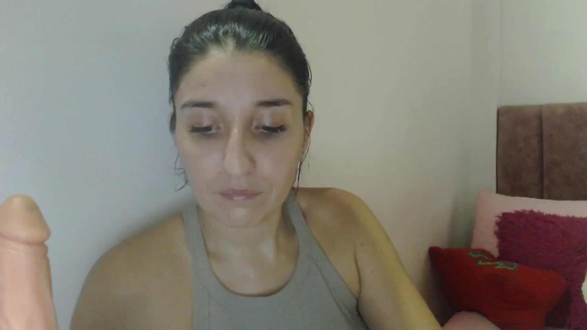 Gallery image thumbnail from Mao02's myfreecams stream on, 06/05/2024, 07:10 image 13 of 20