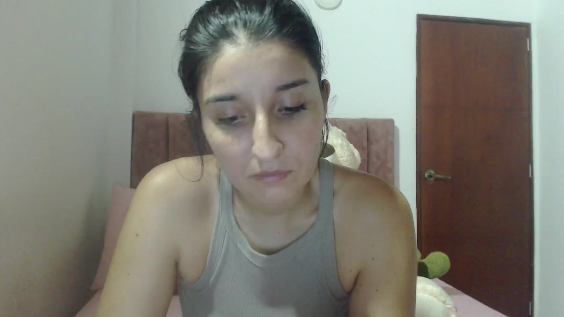 Gallery image thumbnail from Mao02's myfreecams stream on, 06/05/2024, 08:42 image 18 of 20