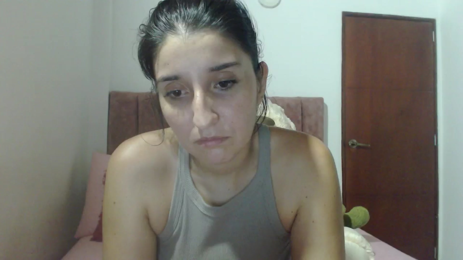 Gallery image thumbnail from Mao02's myfreecams stream on, 06/05/2024, 08:42 image 15 of 20