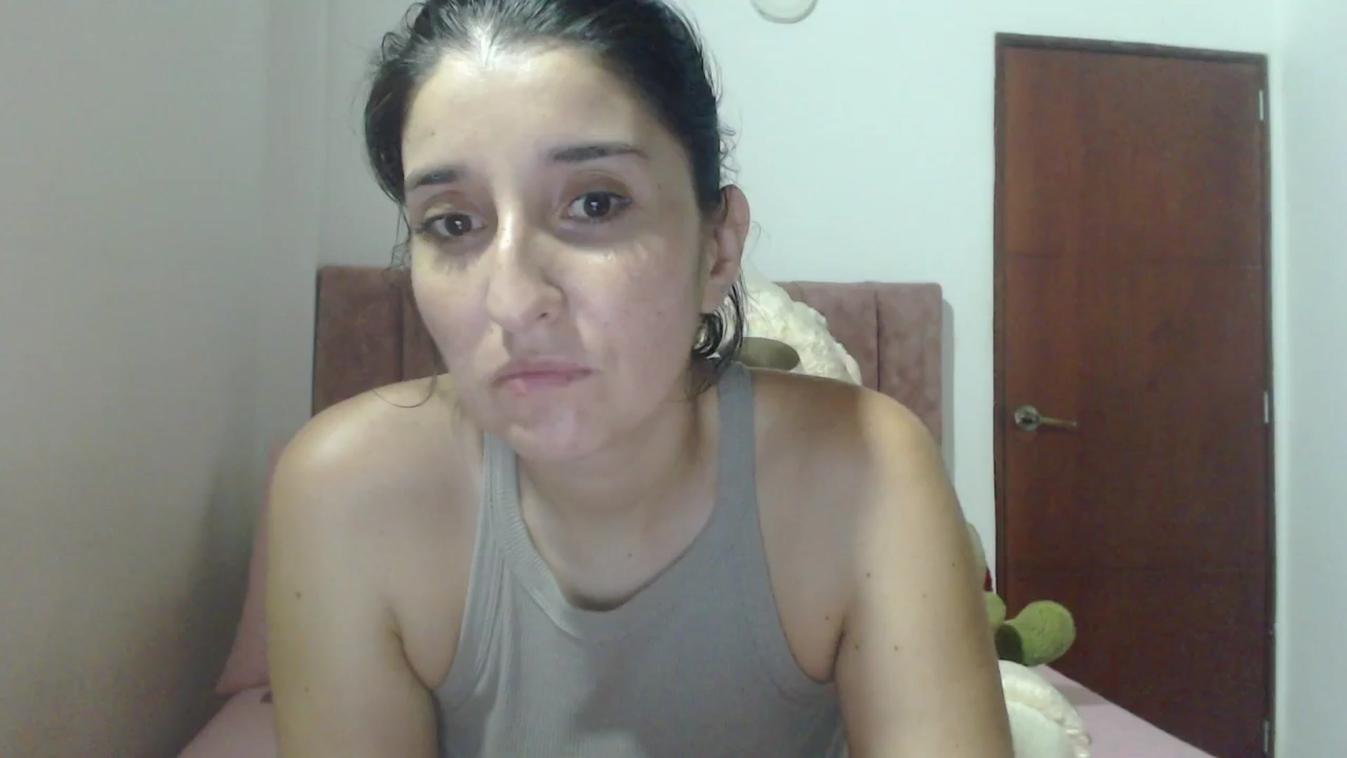 Gallery image thumbnail from Mao02's myfreecams stream on, 06/05/2024, 08:42 image 12 of 20