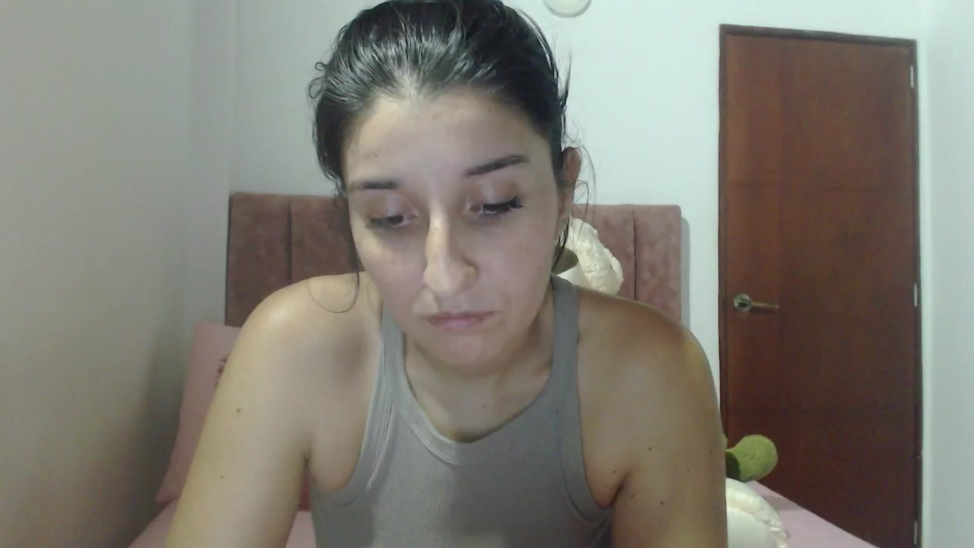 Gallery image thumbnail from Mao02's myfreecams stream on, 06/05/2024, 08:42 image 19 of 20