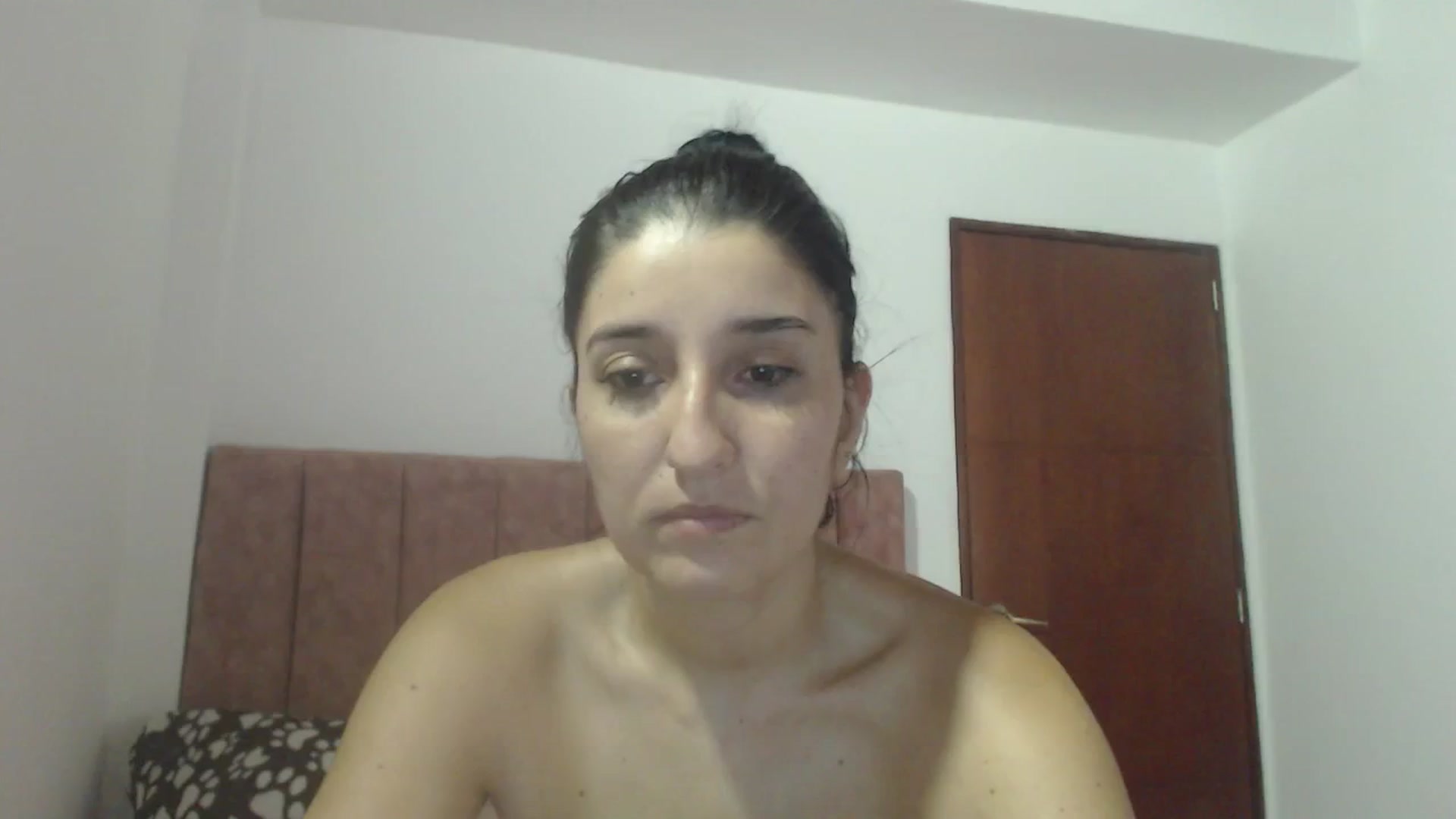 Gallery image thumbnail from Mao02's myfreecams stream on, 06/05/2024, 17:21 image 9 of 20