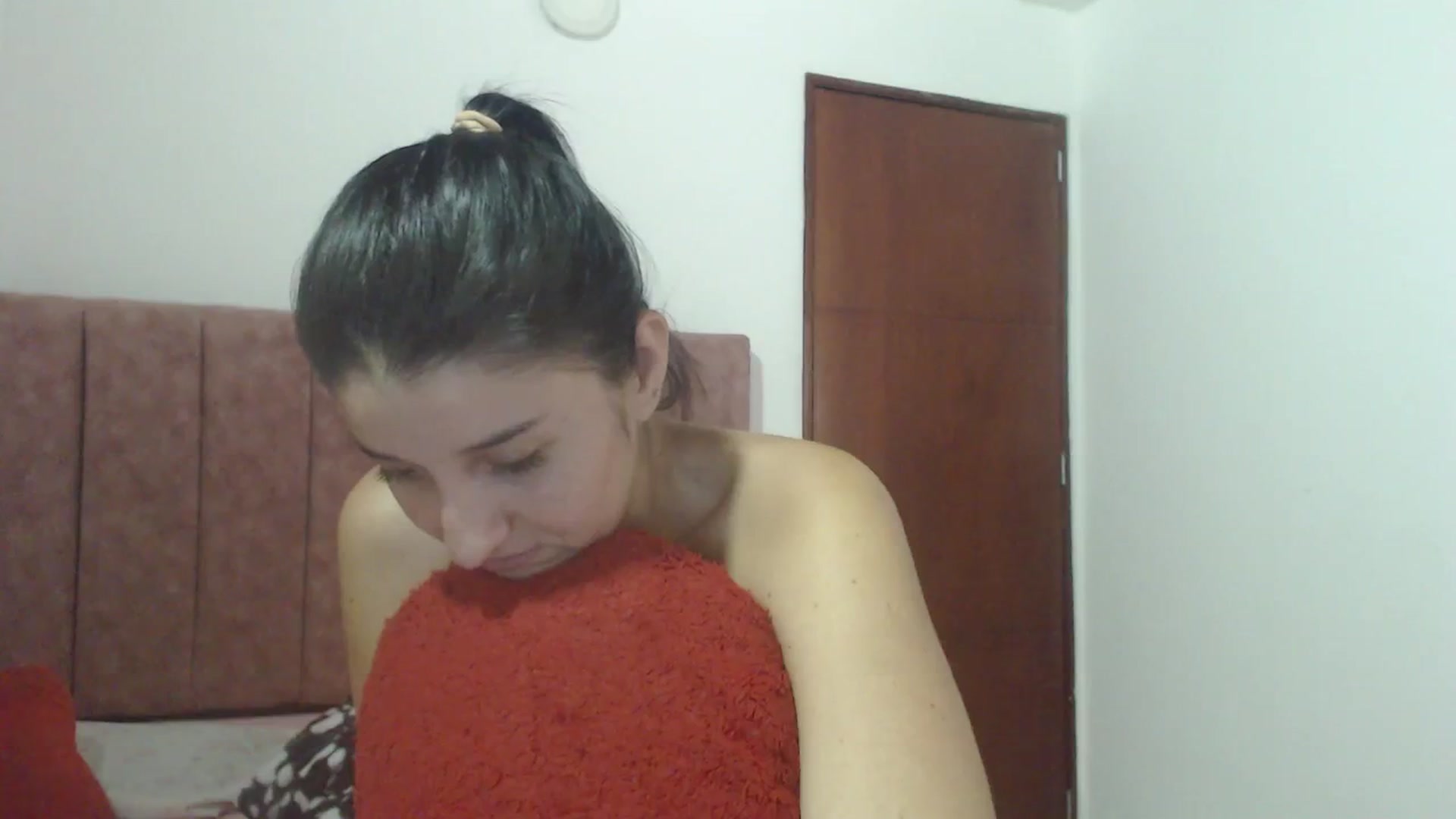 Gallery image thumbnail from Mao02's myfreecams stream on, 06/06/2024, 21:05 image 7 of 20