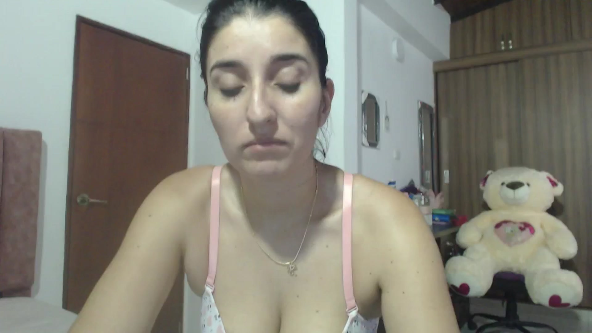 Gallery image thumbnail from Mao02's myfreecams stream on, 06/11/2024, 16:12 image 9 of 20