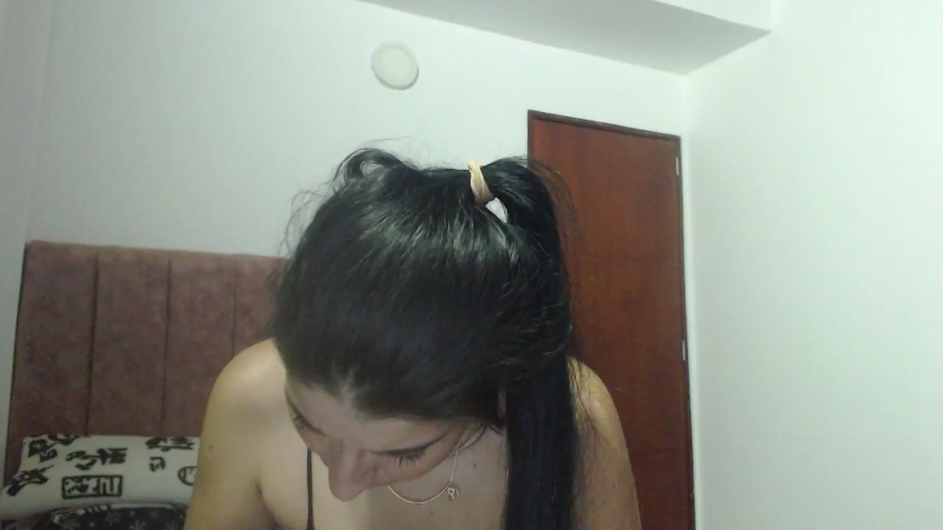 Gallery image thumbnail from Mao02's myfreecams stream on, 06/17/2024, 10:14 image 19 of 20