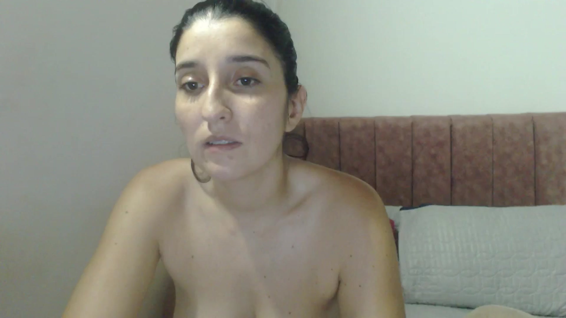 Gallery image thumbnail from Mao02's myfreecams stream on, 11/10/2024, 03:31 image 10 of 20
