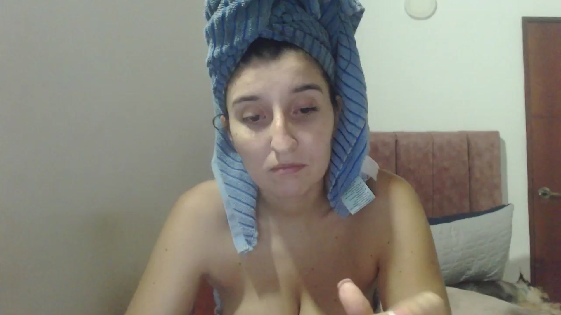 Gallery image thumbnail from Mao02's myfreecams stream on, 11/12/2024, 03:17 image 16 of 20