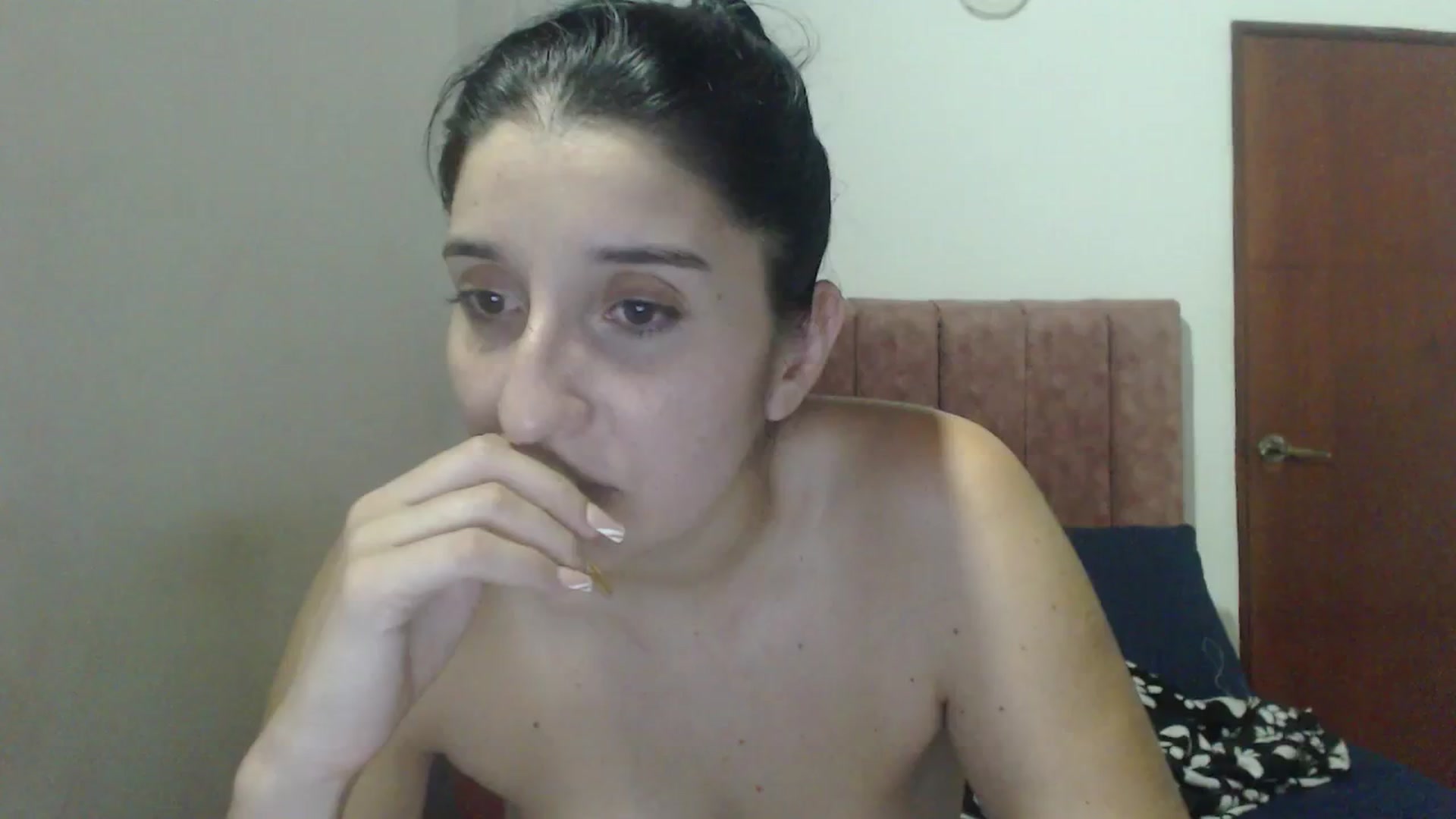 Gallery image thumbnail from Mao02's myfreecams stream on, 12/29/2024, 06:30 image 4 of 20