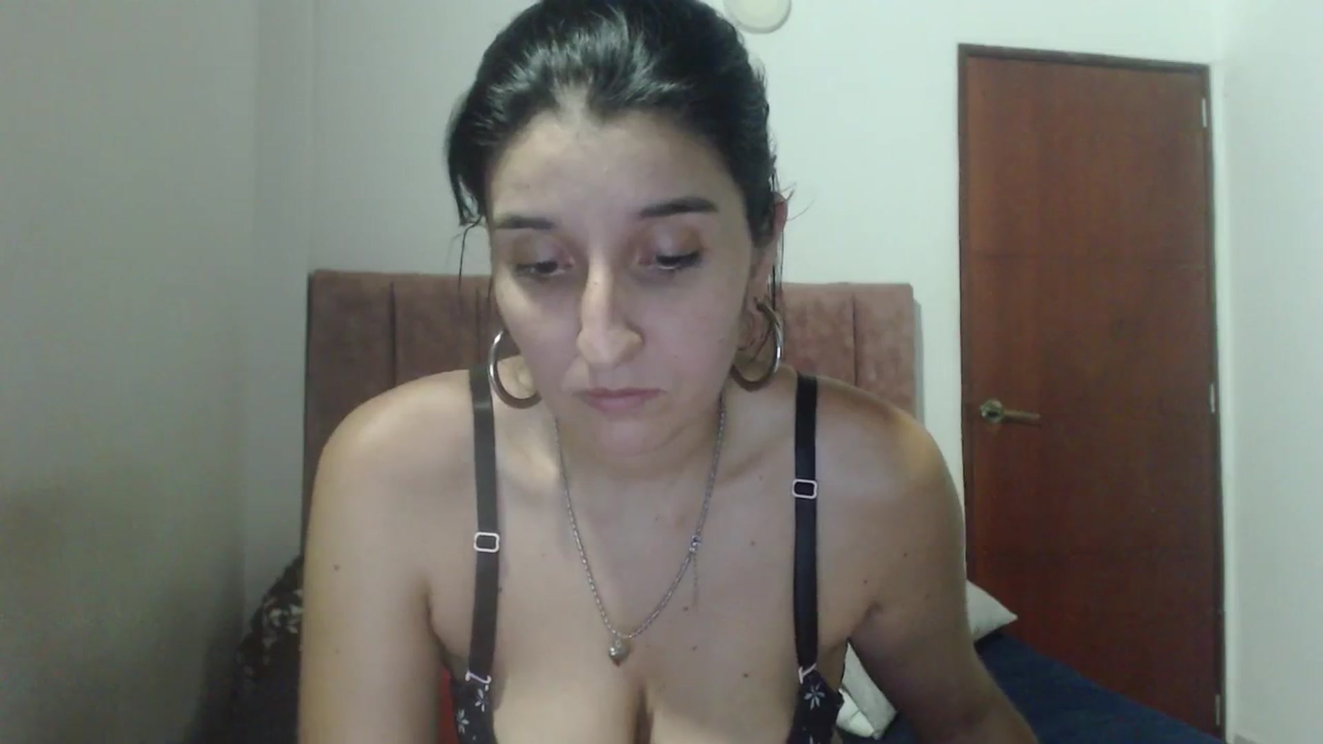 Gallery image thumbnail from Mao02's myfreecams stream on, 01/20/2025, 04:55 image 3 of 20