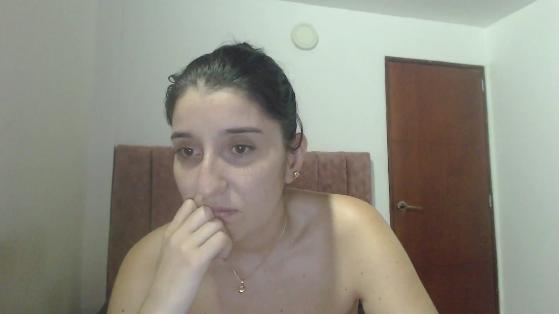 Gallery image thumbnail from Mao02's myfreecams stream on, 01/21/2025, 08:55 image 17 of 20
