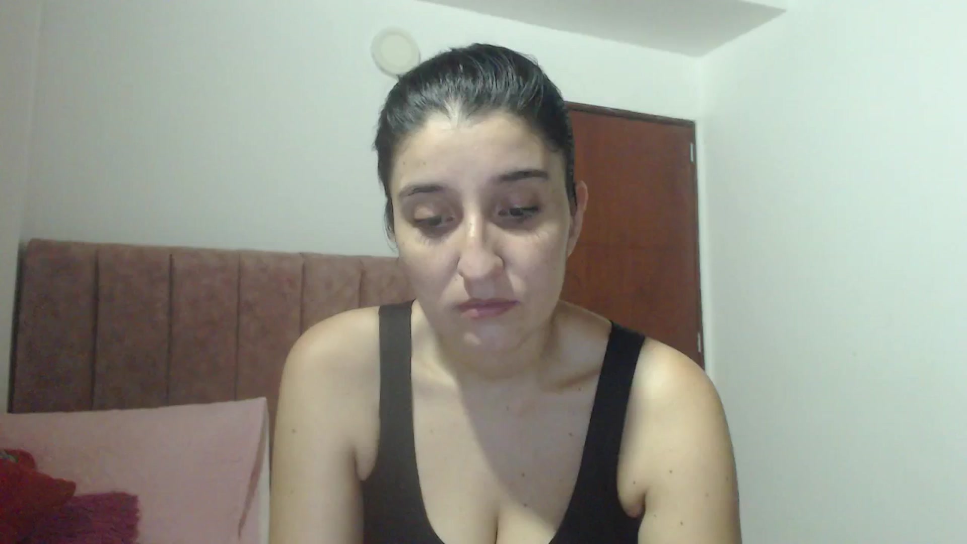 Gallery image thumbnail from Mao02's myfreecams stream on, 02/06/2025, 07:38 image 3 of 20