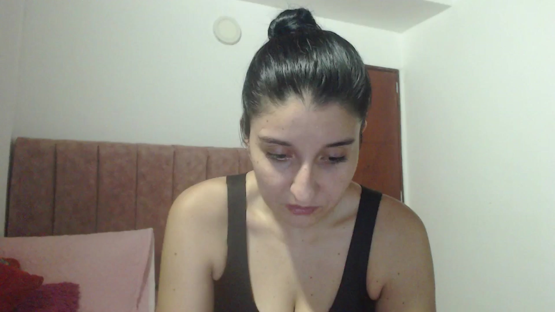 Gallery image thumbnail from Mao02's myfreecams stream on, 02/06/2025, 07:38 image 8 of 20