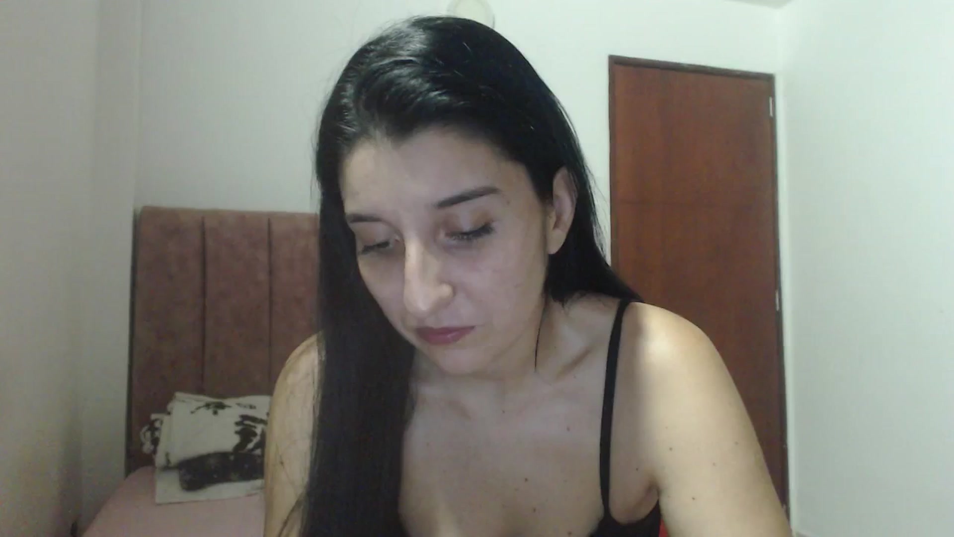 Gallery image thumbnail from Mao02's myfreecams stream on, 02/07/2025, 07:41 image 19 of 20