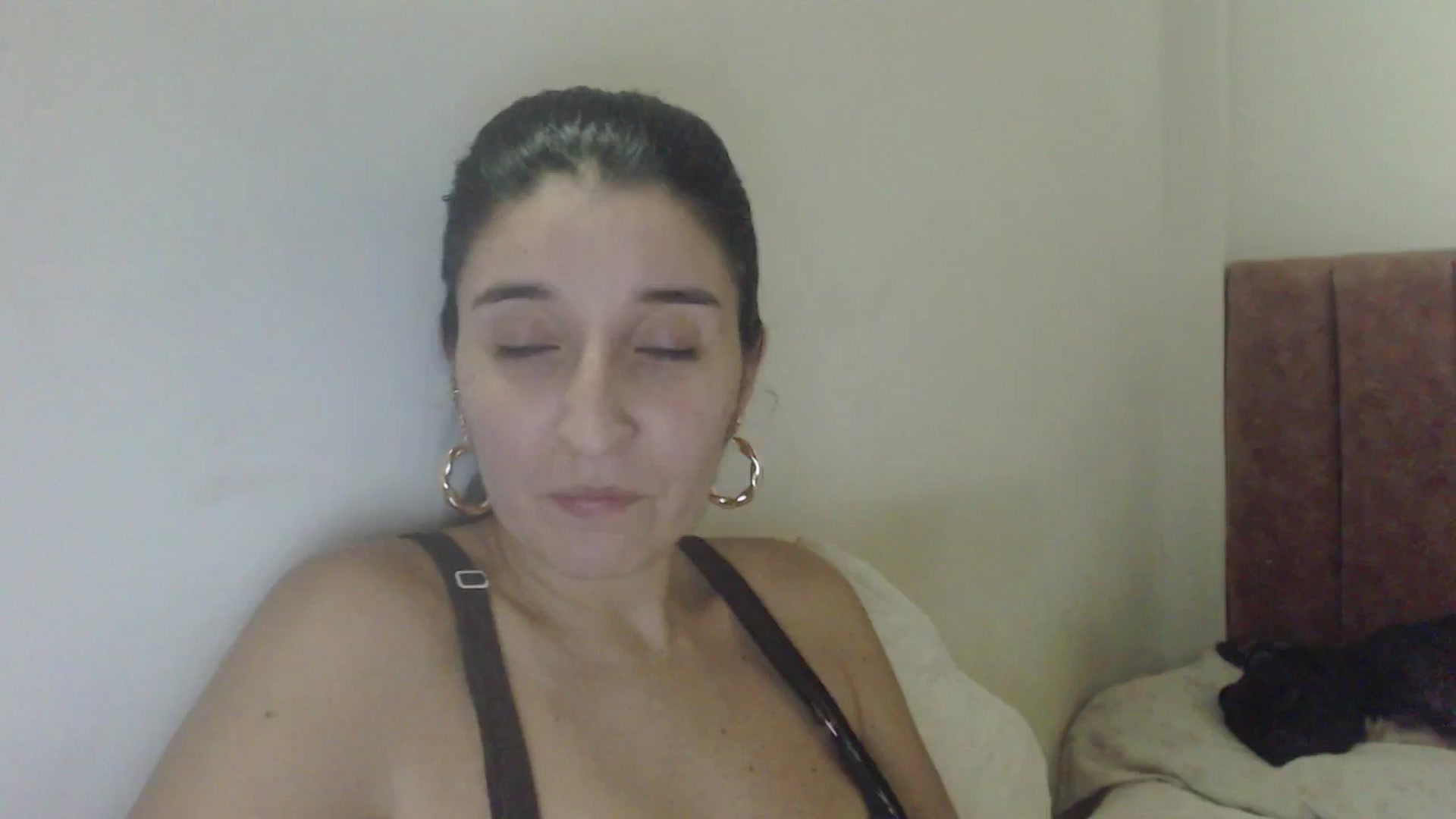 Gallery image thumbnail from Mao02's myfreecams stream on, 02/16/2025, 04:49 image 8 of 20