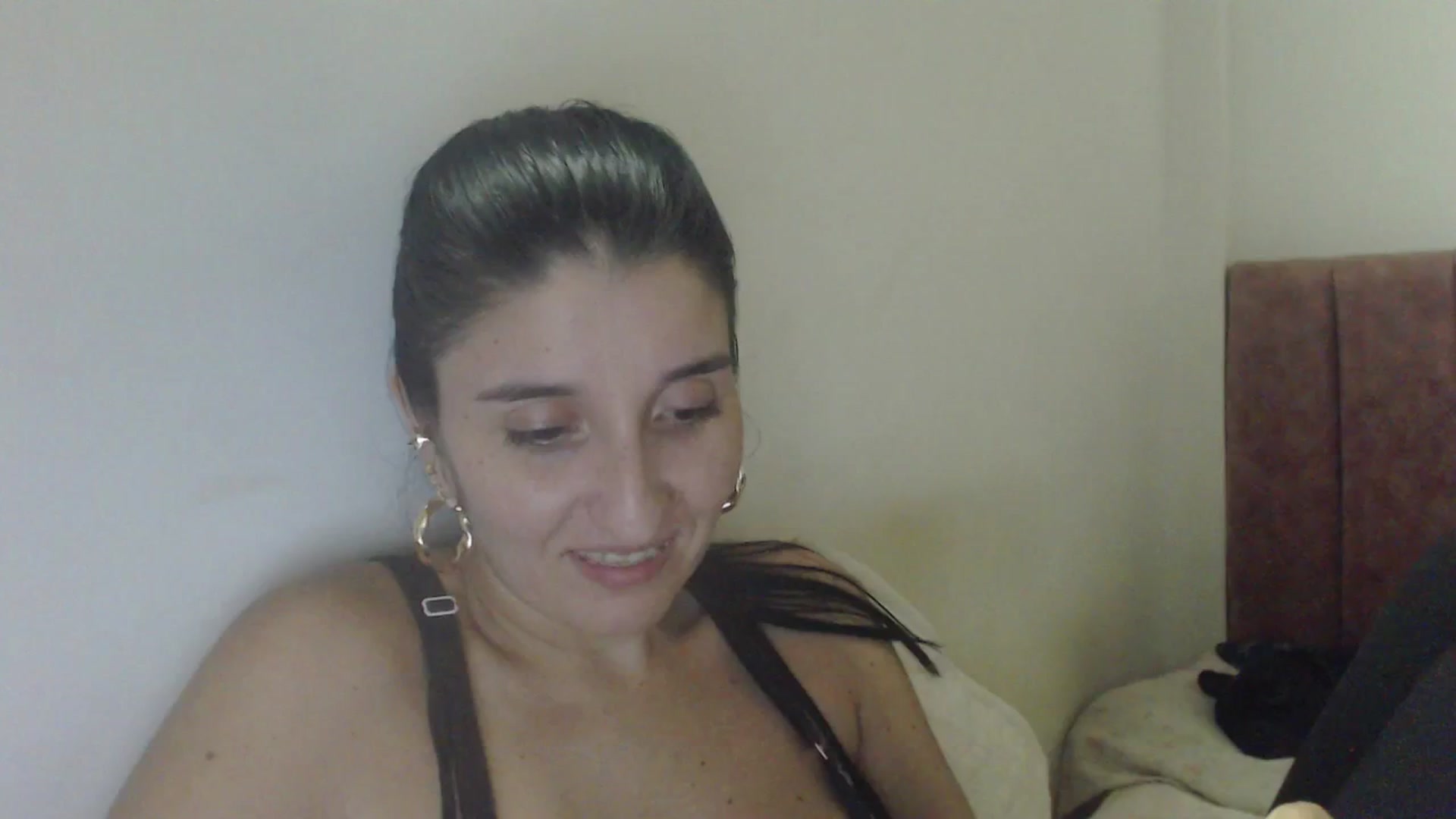 Gallery image thumbnail from Mao02's myfreecams stream on, 02/16/2025, 04:49 image 14 of 20