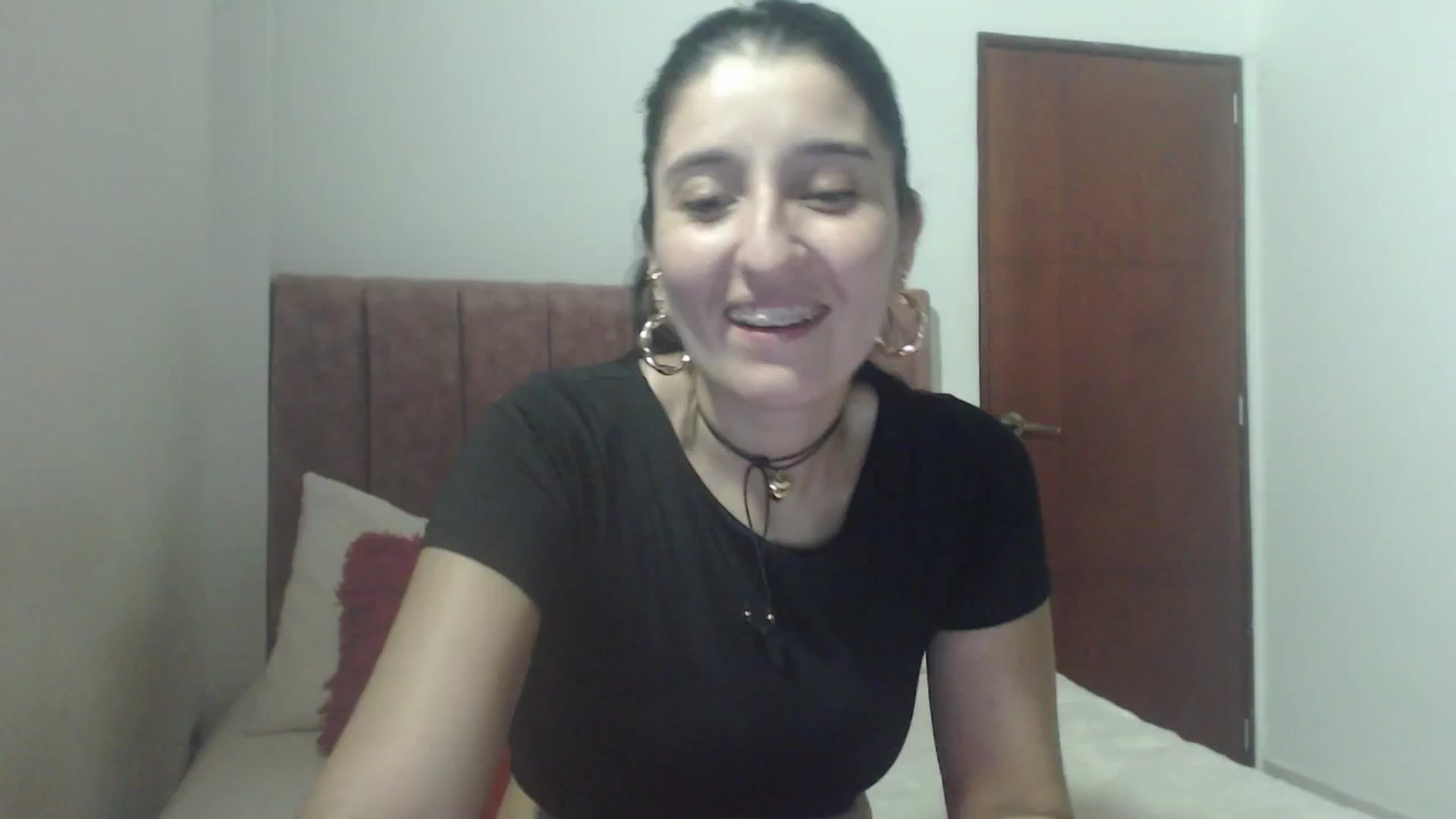 Gallery image thumbnail from Mao02's myfreecams stream on, 02/17/2025, 03:40 image 4 of 20