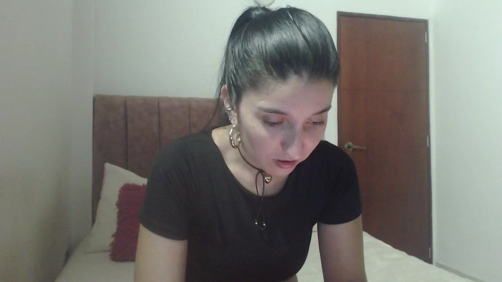 Gallery image thumbnail from Mao02's myfreecams stream on, 02/17/2025, 03:40 image 3 of 20