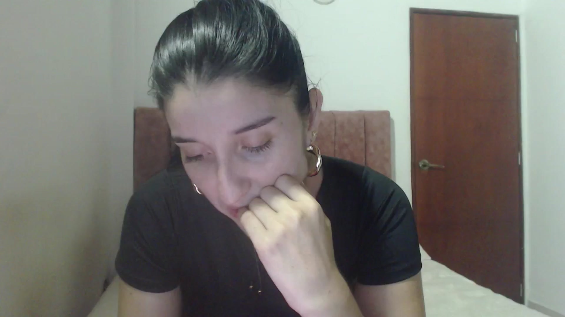 Gallery image thumbnail from Mao02's myfreecams stream on, 02/17/2025, 04:08 image 12 of 20
