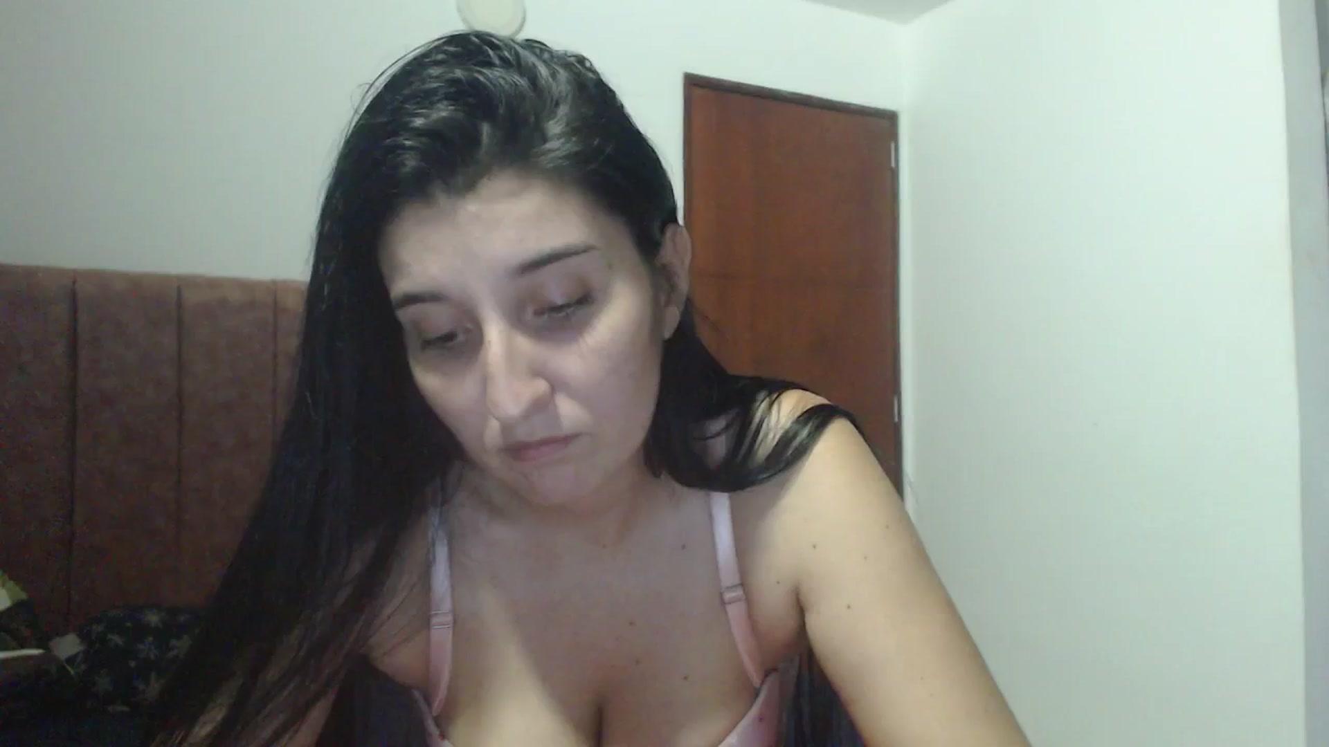 Gallery image thumbnail from Mao02's myfreecams stream on, 02/27/2025, 04:13 image 7 of 20