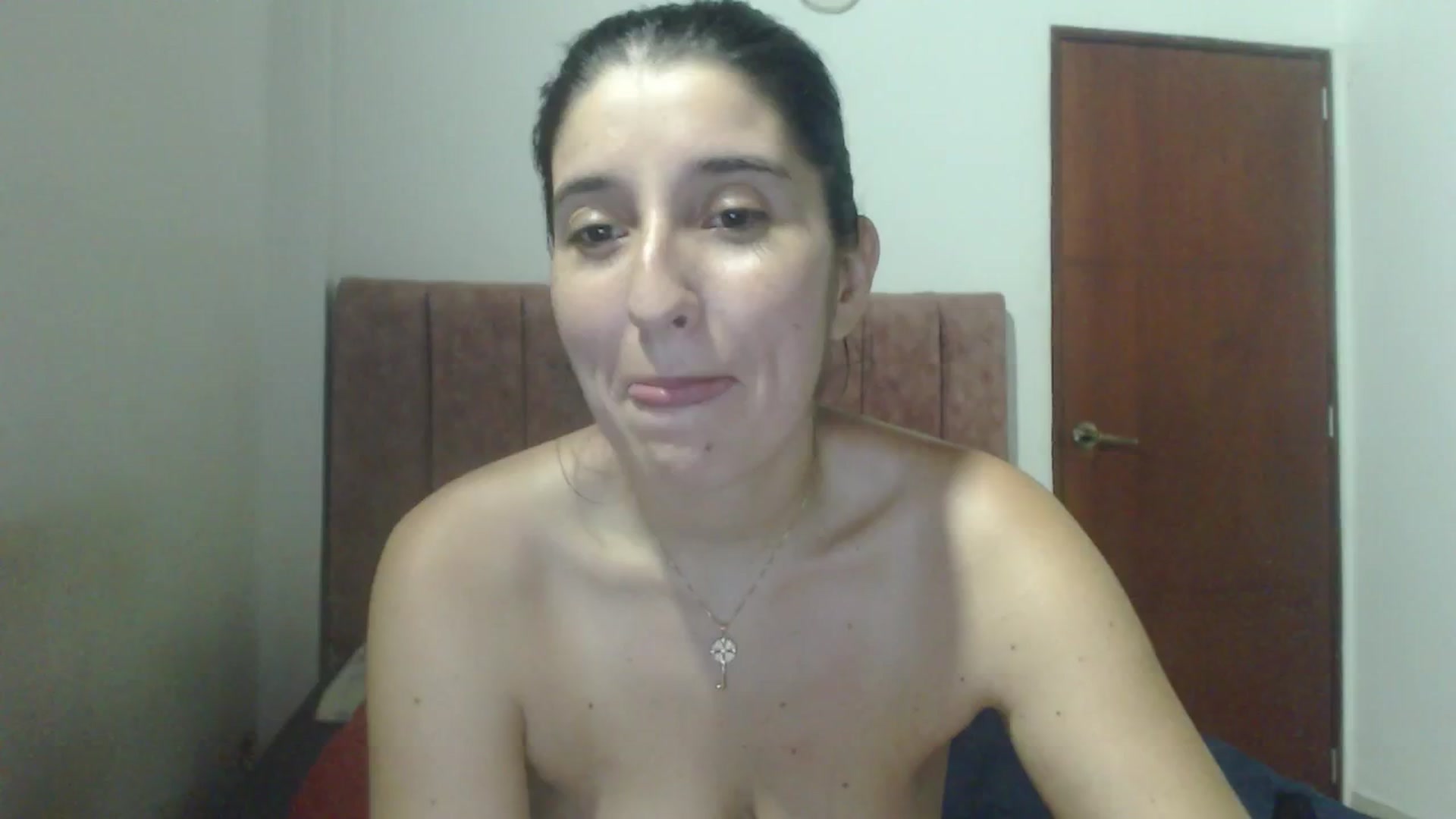 Gallery image thumbnail from Mao02's myfreecams stream on, 03/11/2025, 04:14 image 2 of 20