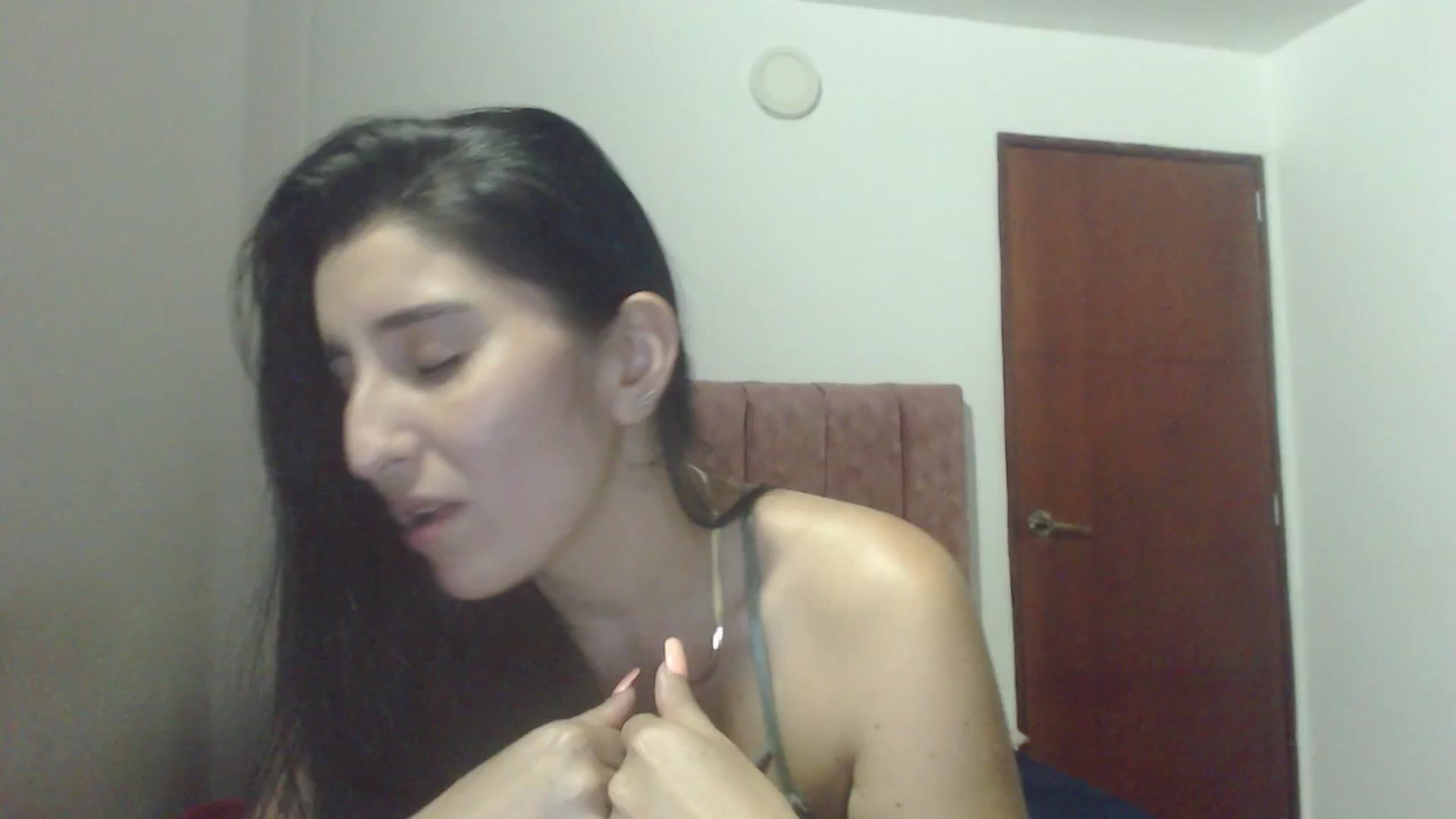 Gallery image thumbnail from Mao02's myfreecams stream on, 03/13/2025, 05:10 image 1 of 20