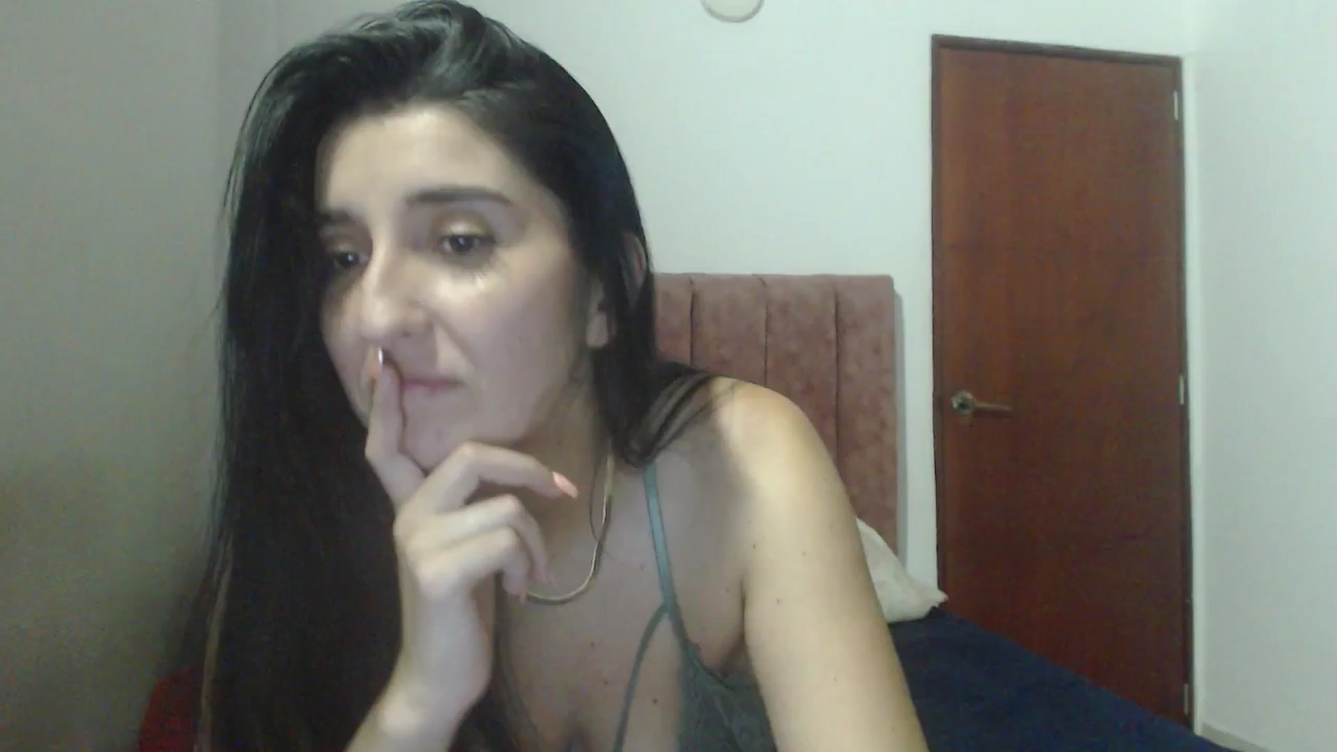 Gallery image thumbnail from Mao02's myfreecams stream on, 03/13/2025, 05:10 image 12 of 20
